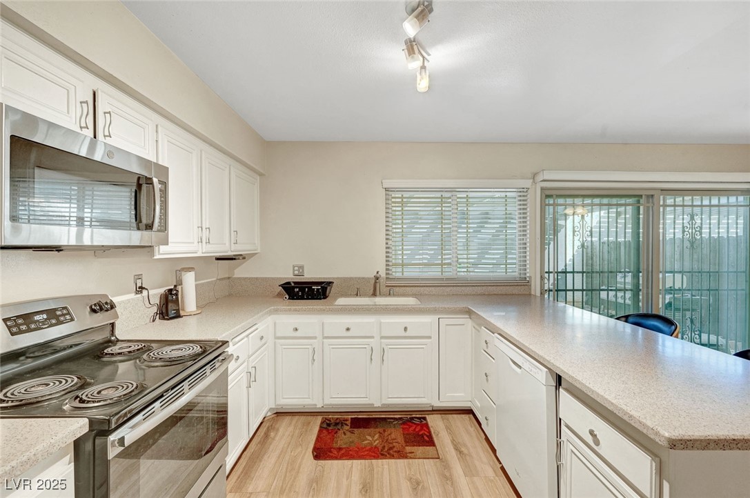 3261 Ennis Court