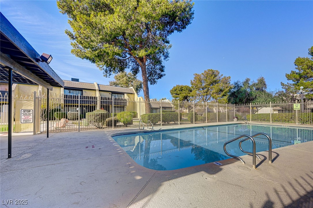 3261 Ennis Court