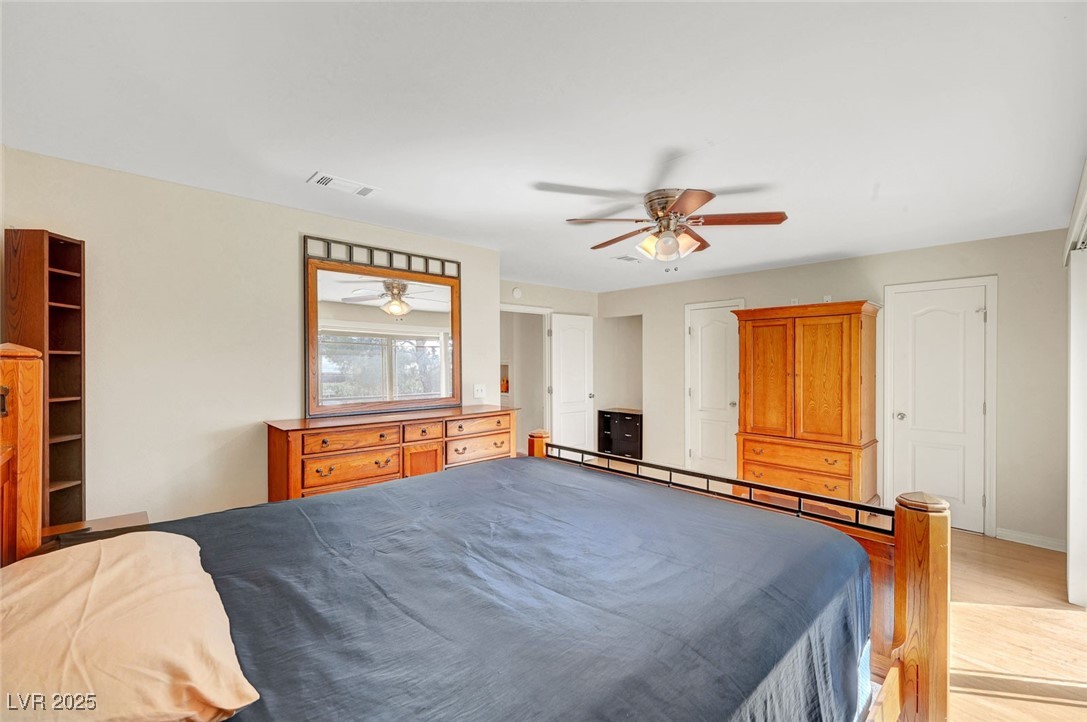 3261 Ennis Court