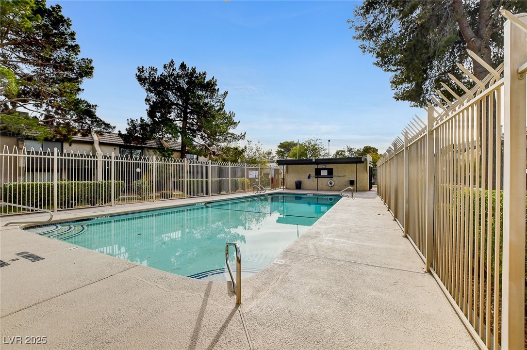 3261 Ennis Court