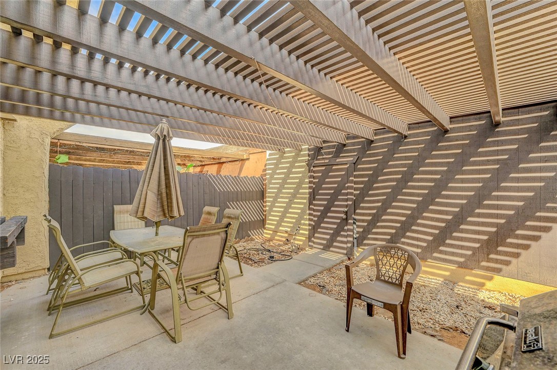 3261 Ennis Court