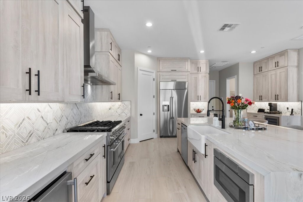 9 Rue Promenade Way