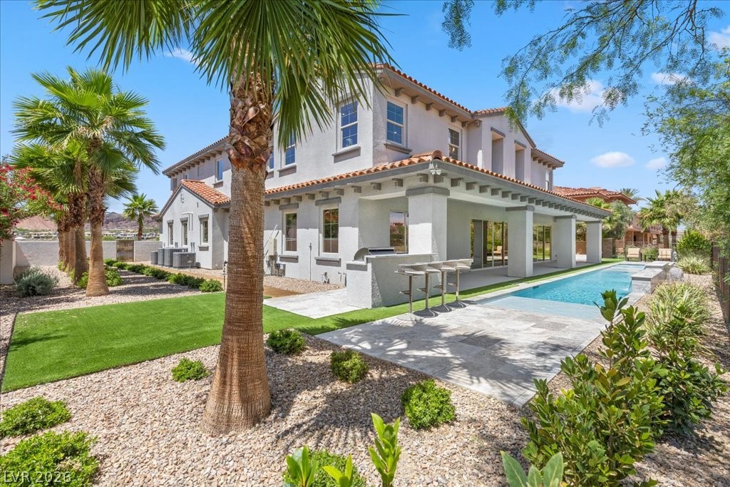 9 Rue Promenade Way