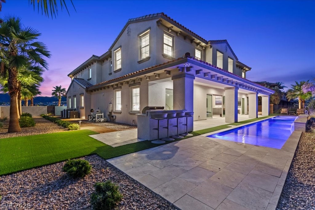 9 Rue Promenade Way