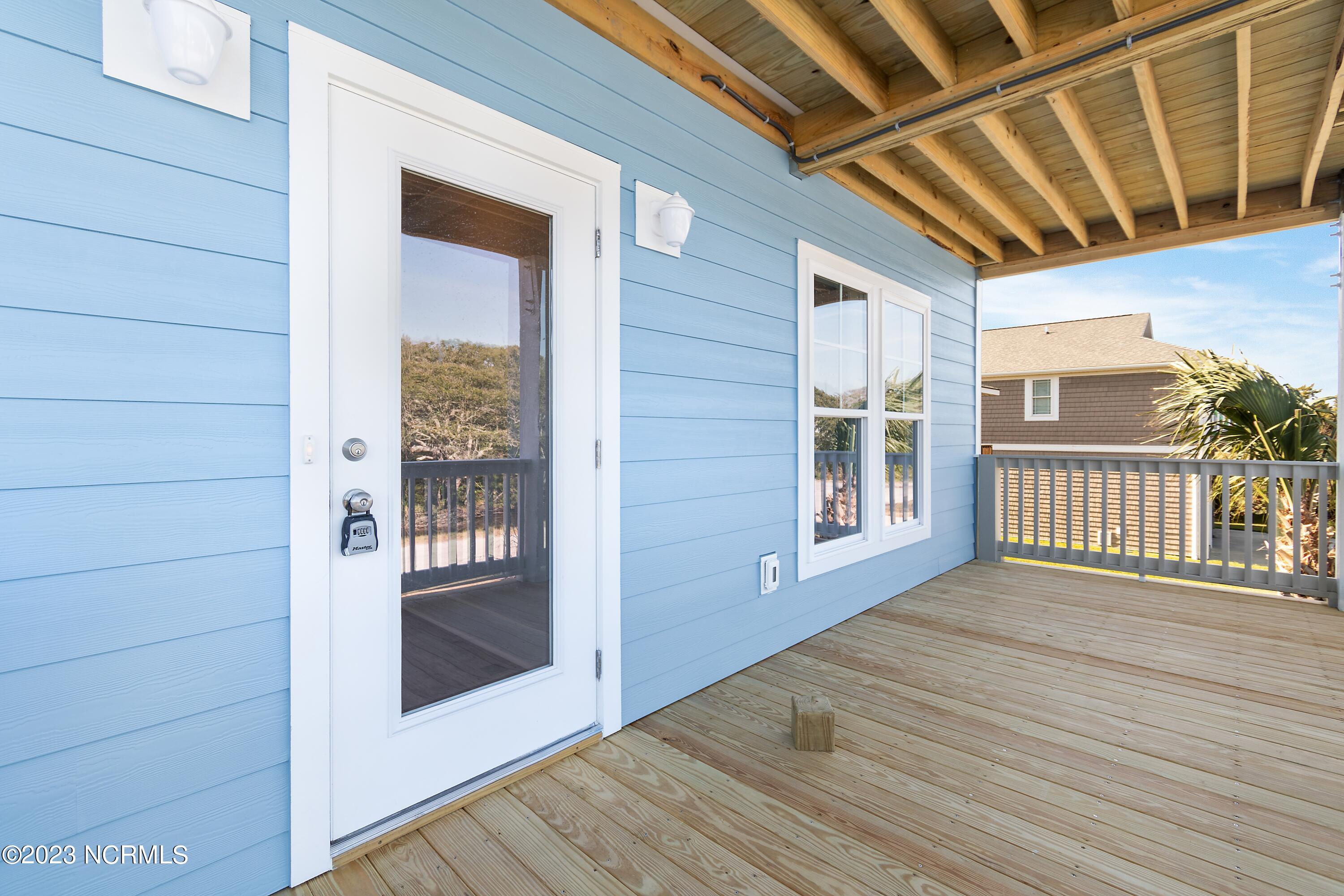 4027 E Pelican Drive