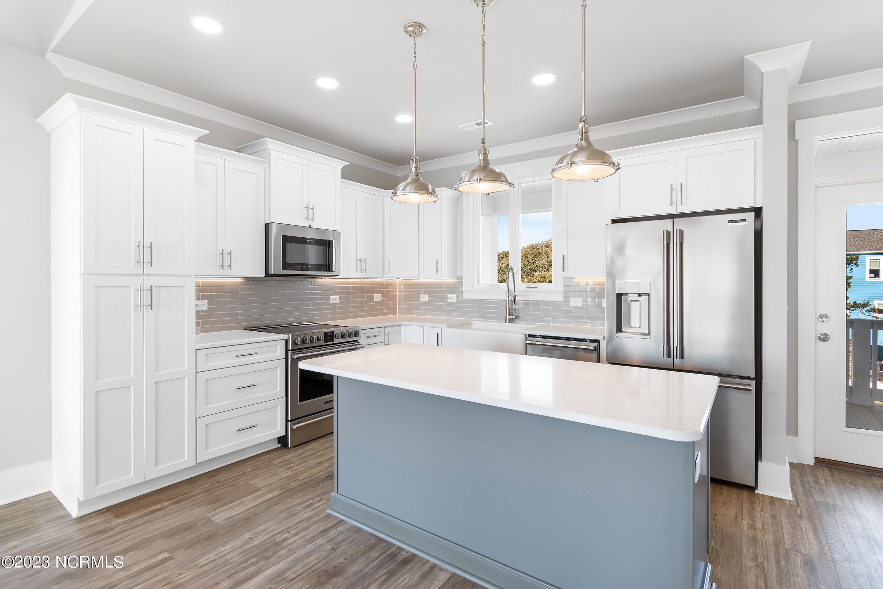 4027 E Pelican Drive