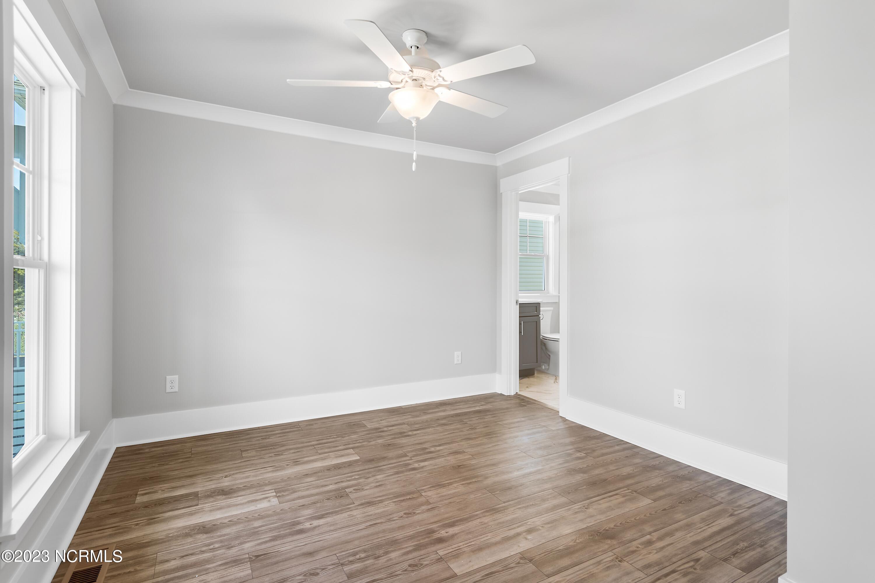 4027 E Pelican Drive