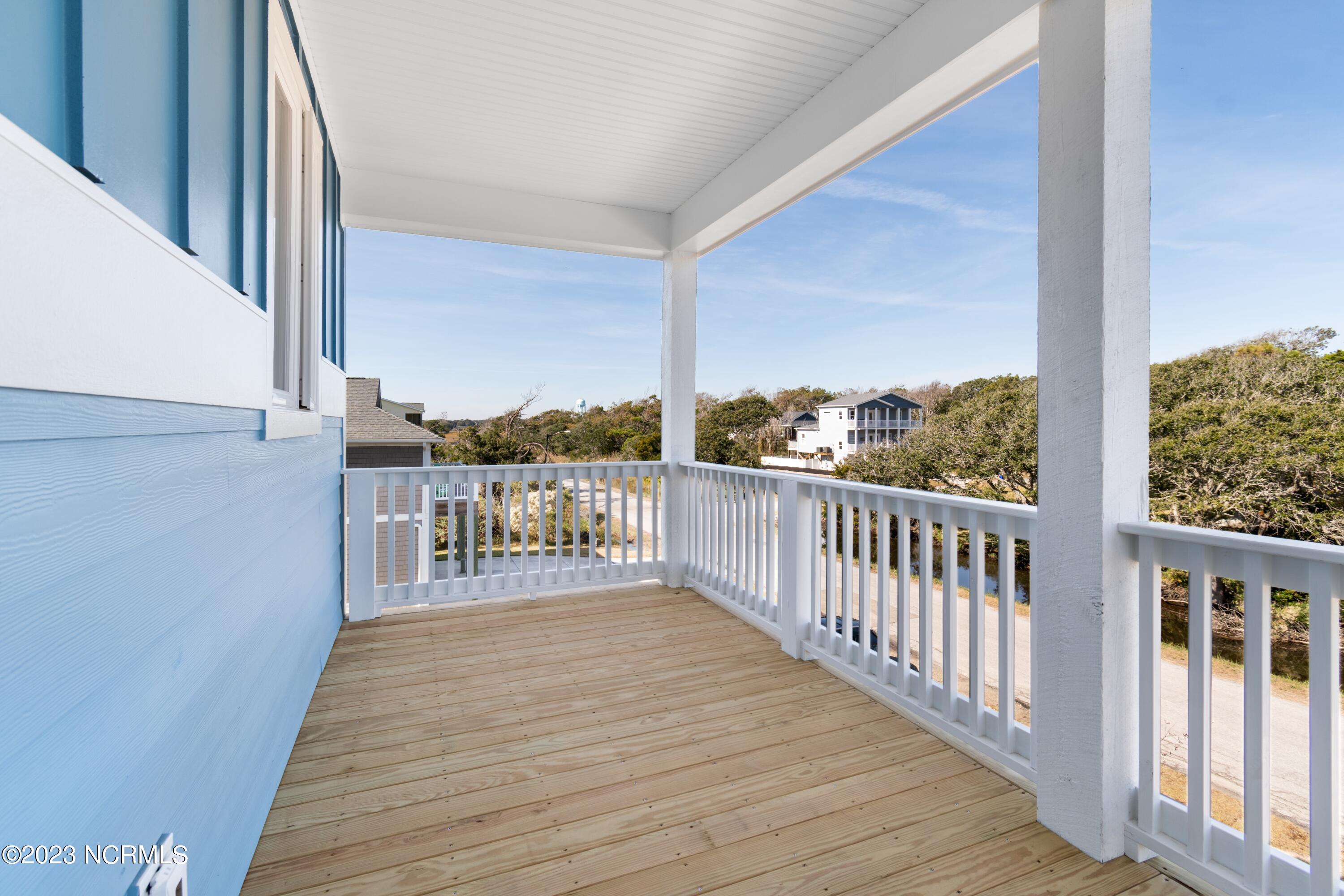 4027 E Pelican Drive