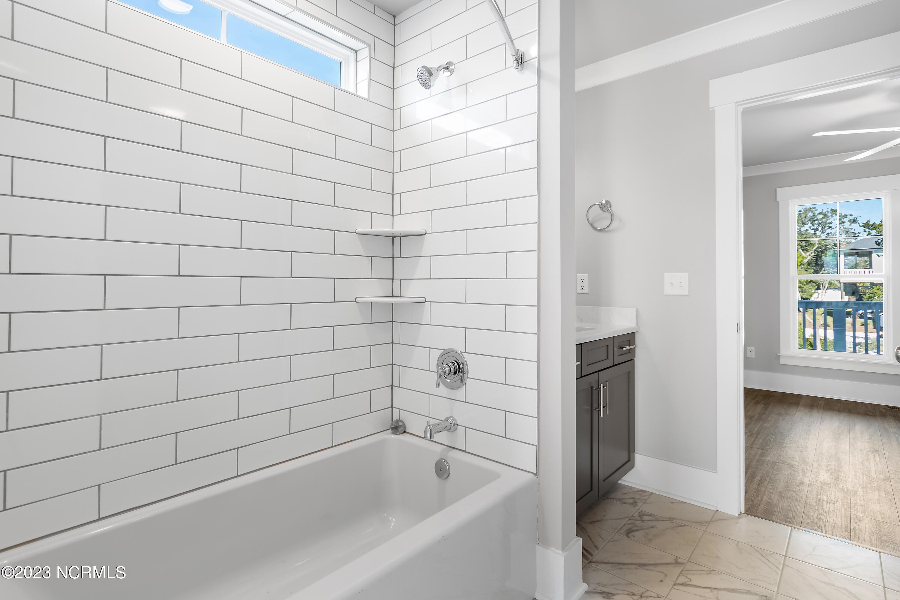 4027 E Pelican Drive