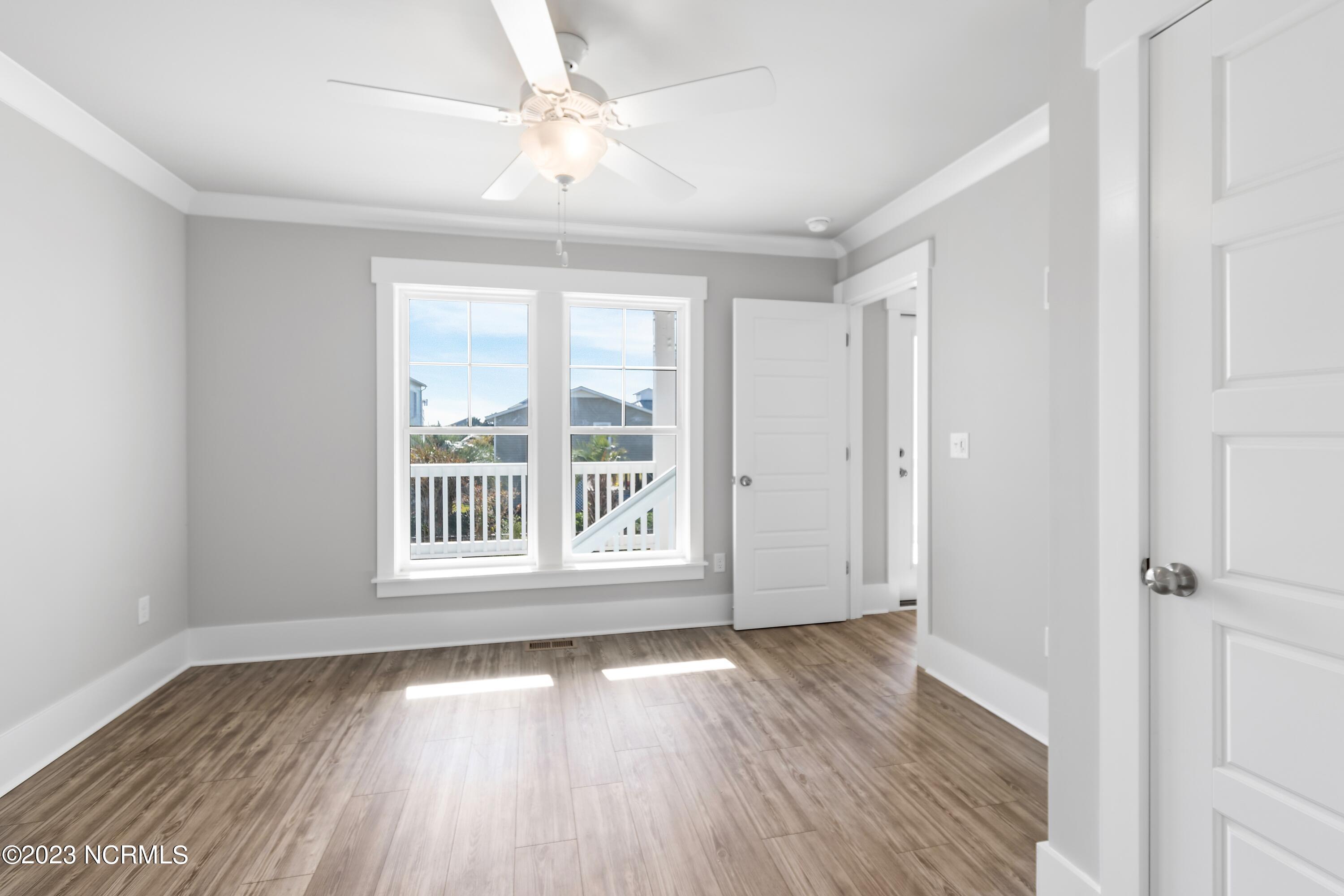 4027 E Pelican Drive