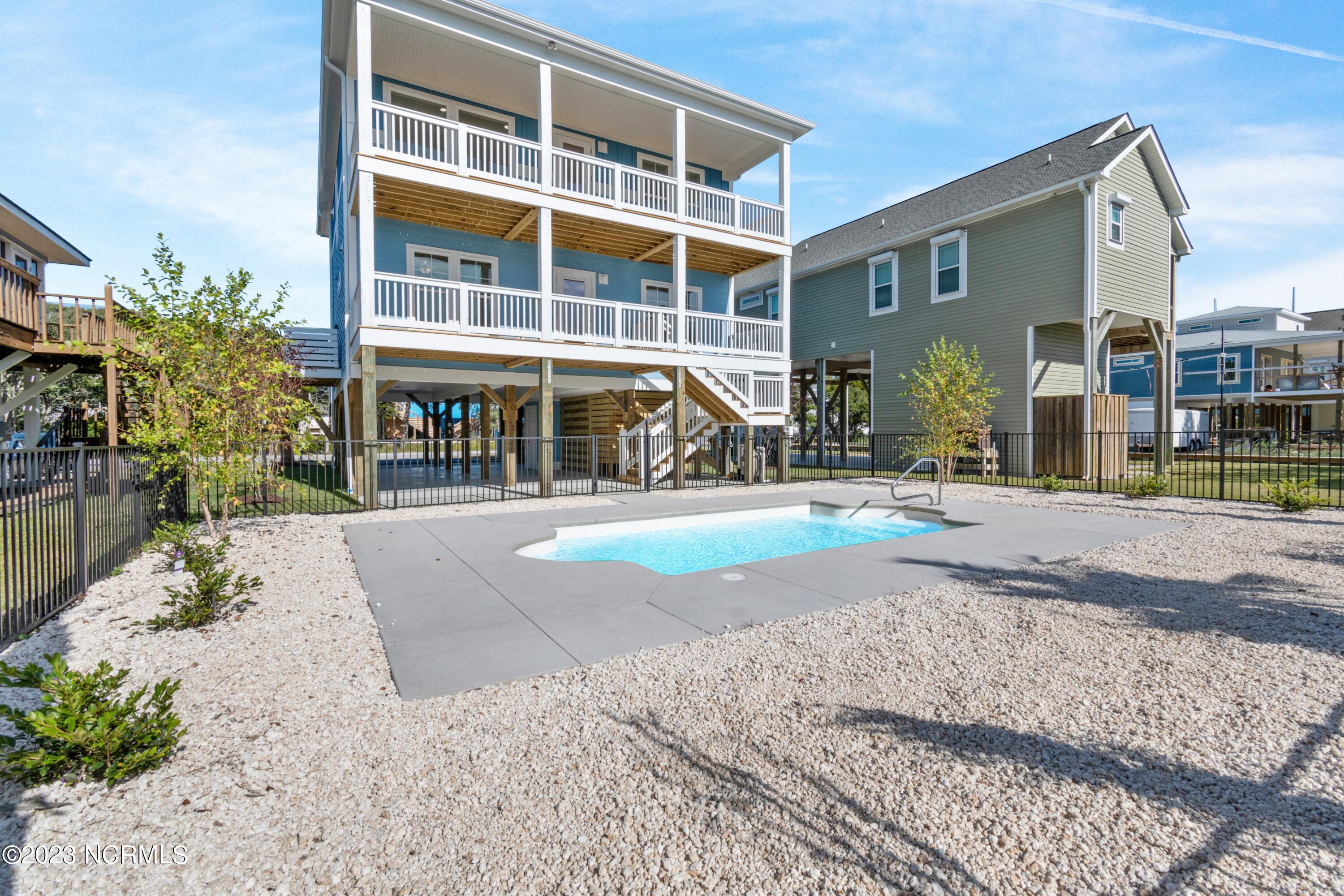 4027 E Pelican Drive