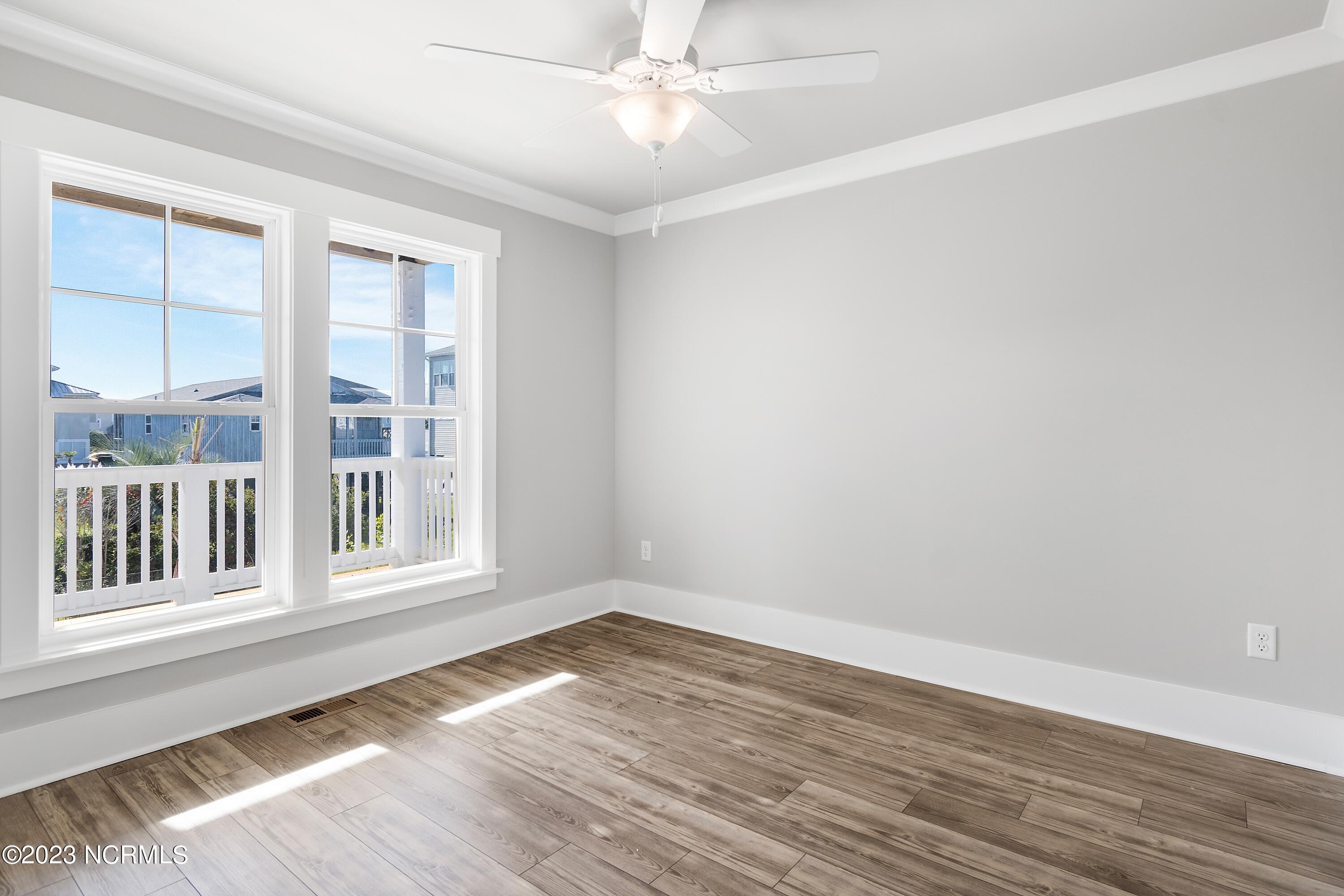 4027 E Pelican Drive