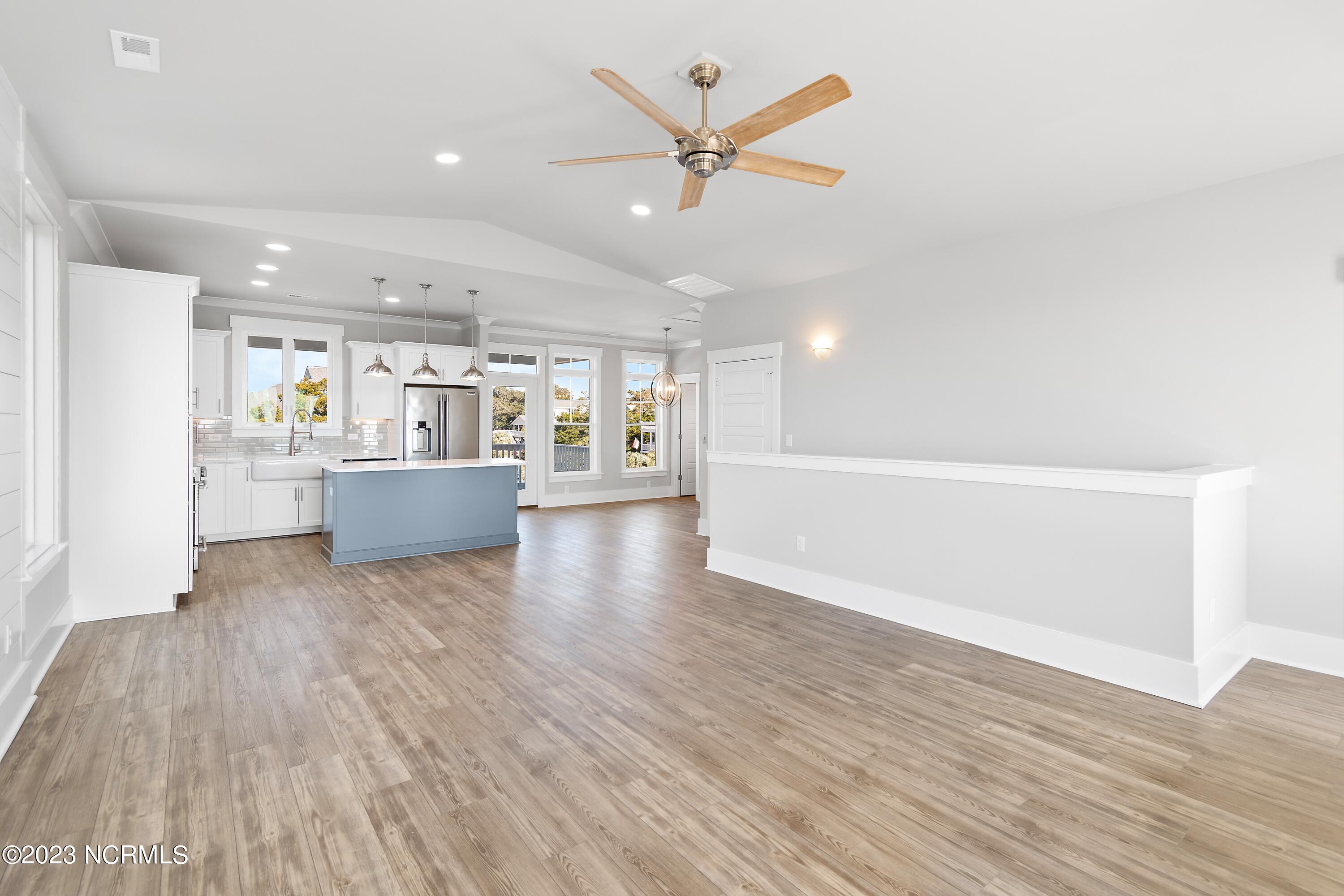 4027 E Pelican Drive