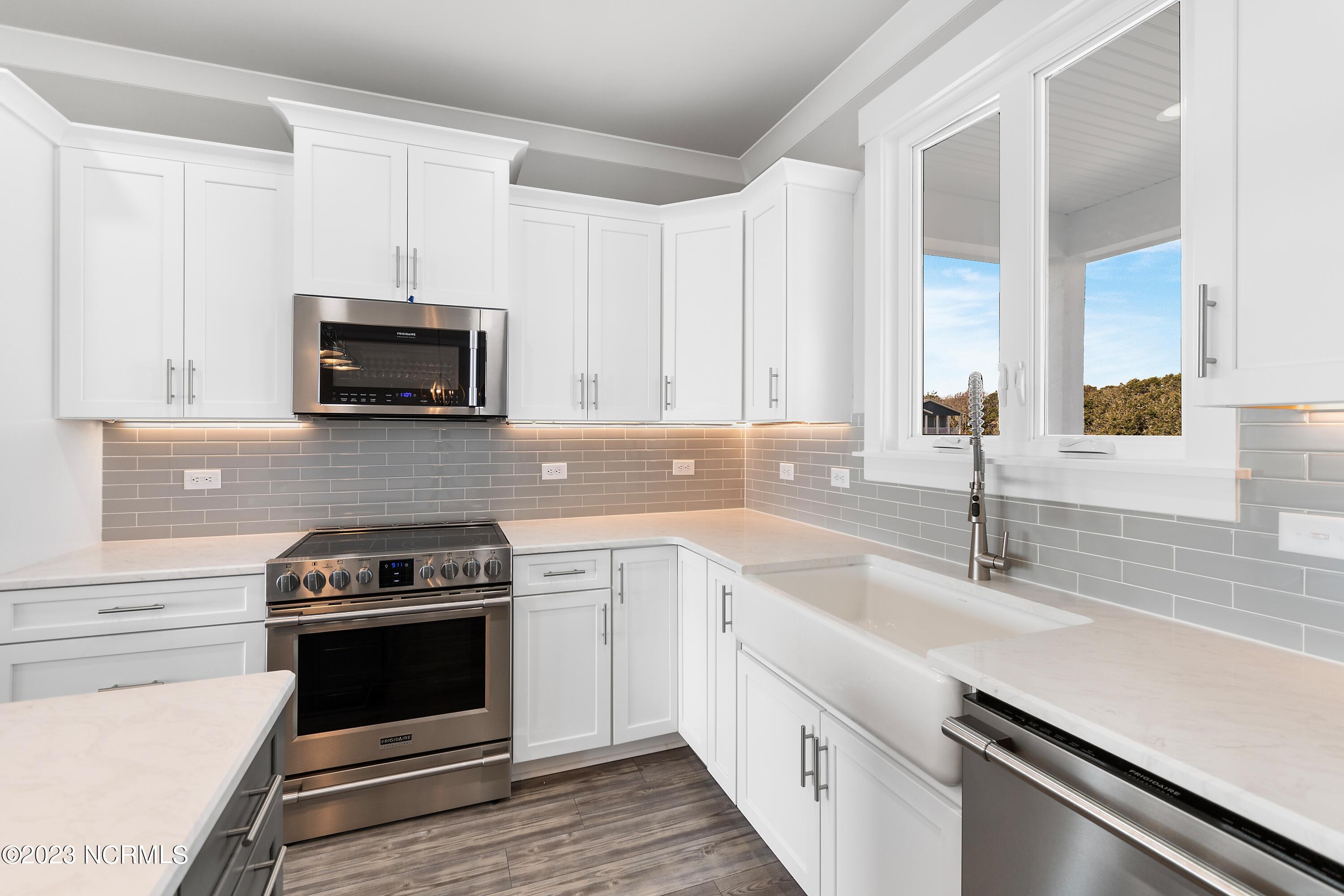 4027 E Pelican Drive