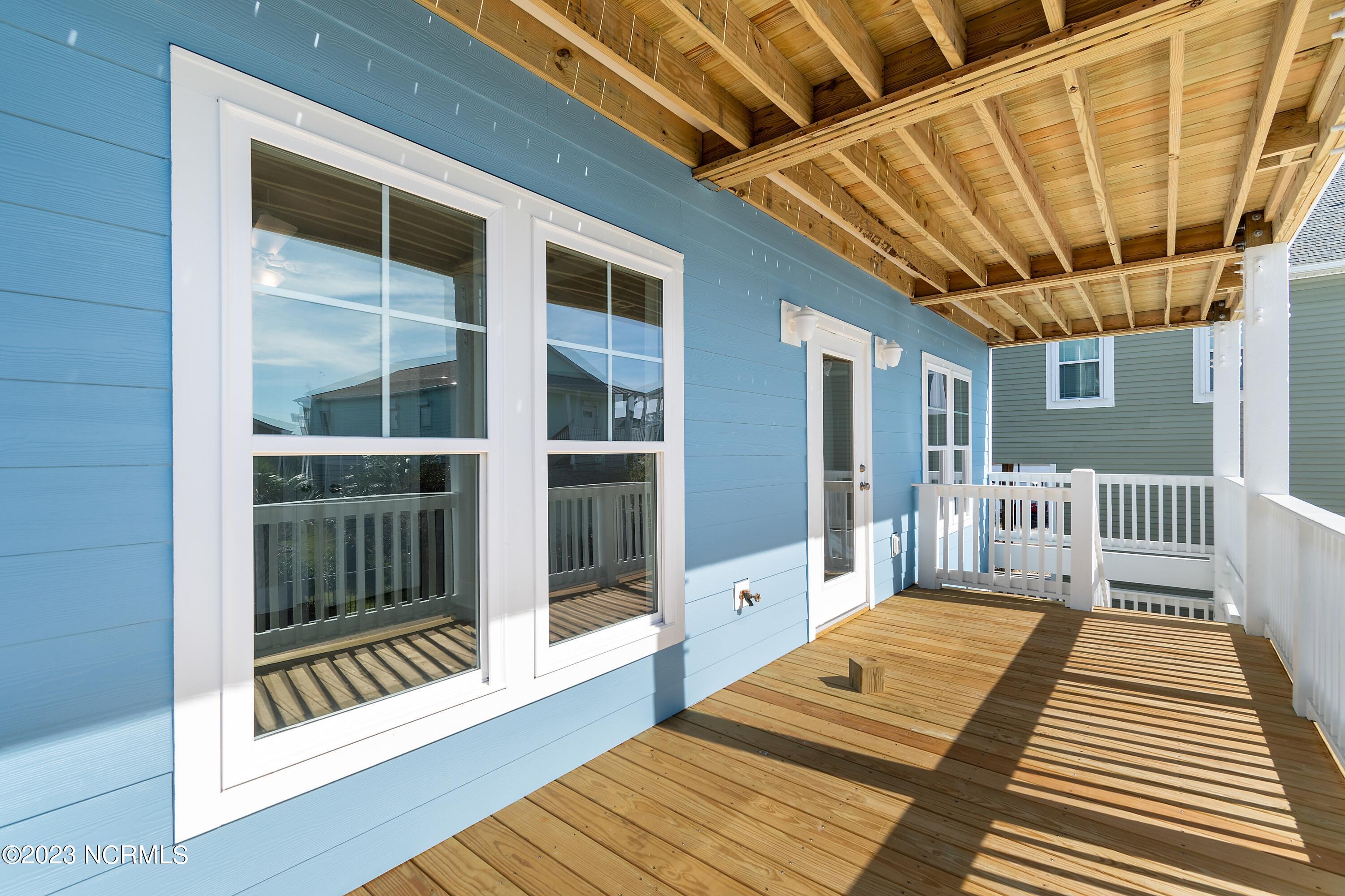 4027 E Pelican Drive