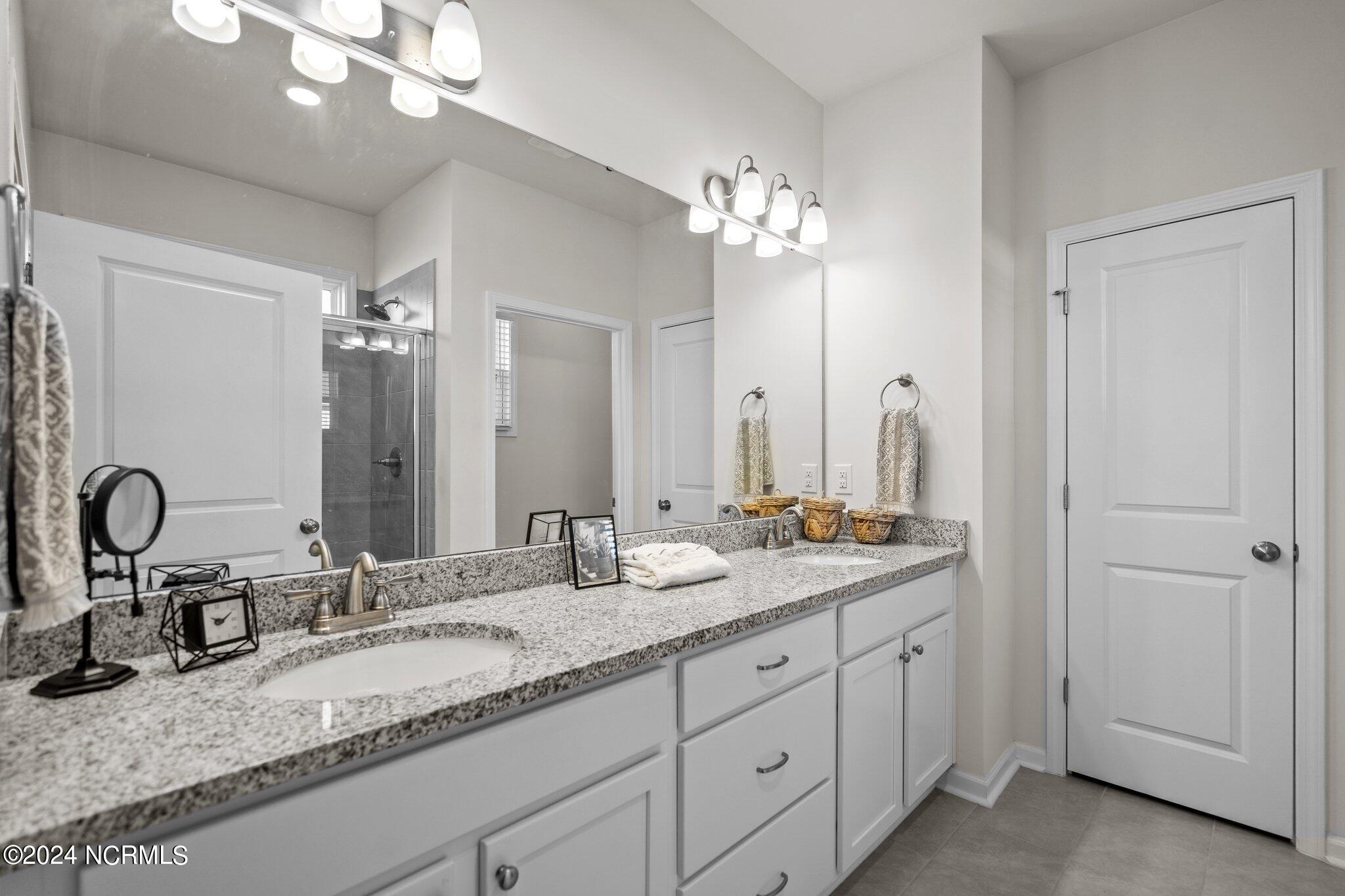 214 Autumn Breeze Lane NE