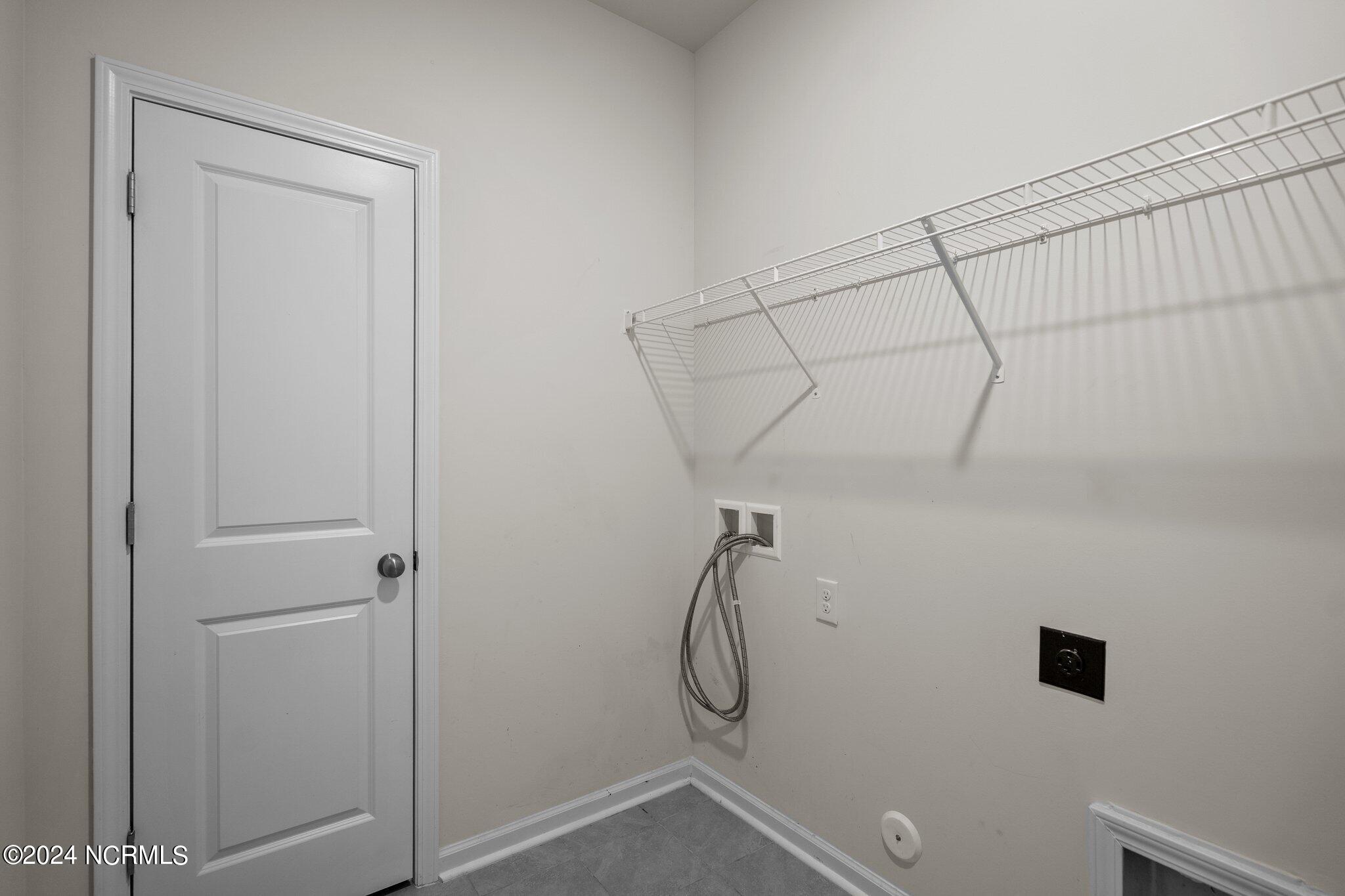 214 Autumn Breeze Lane NE