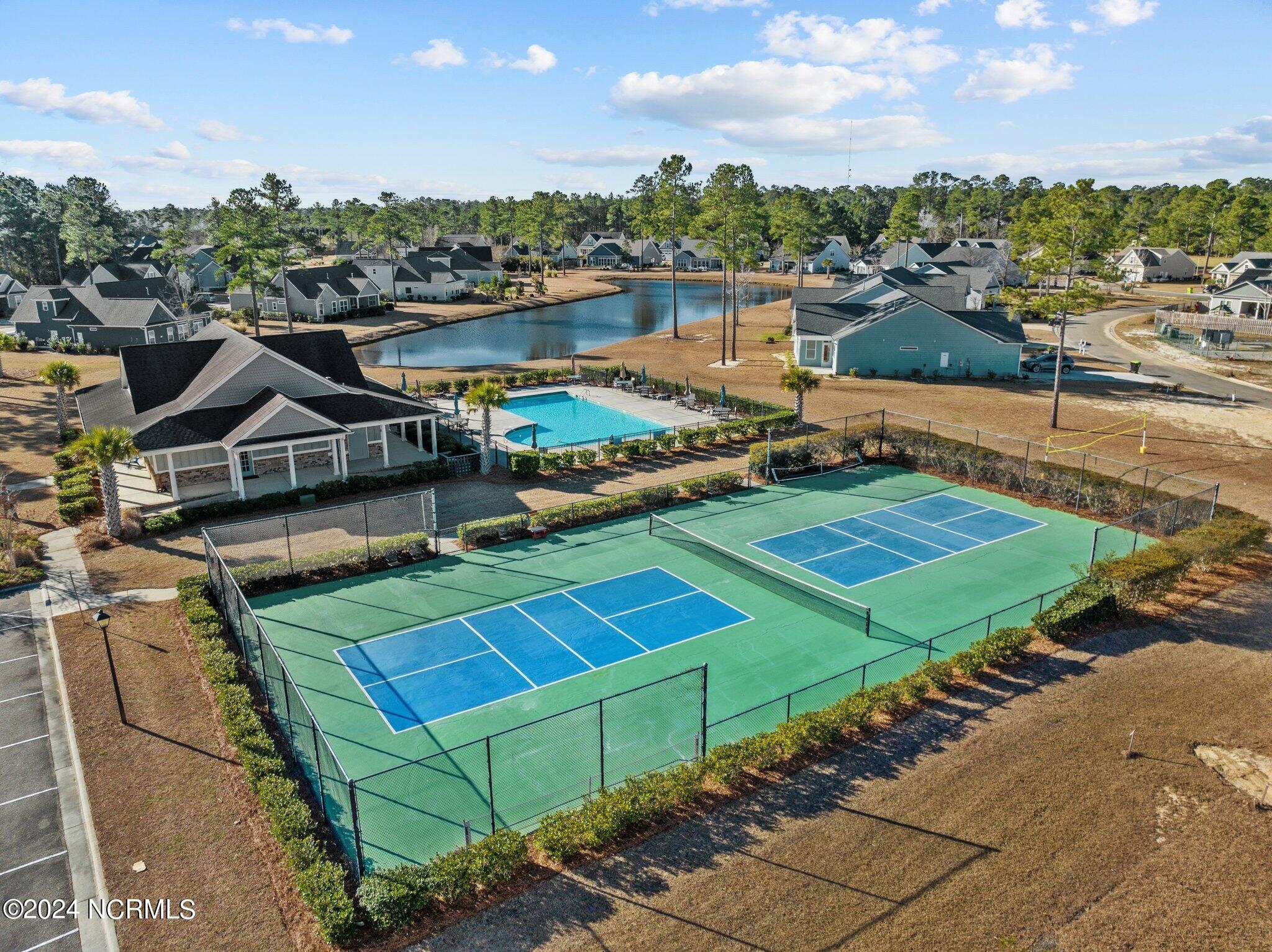 214 Autumn Breeze Lane NE