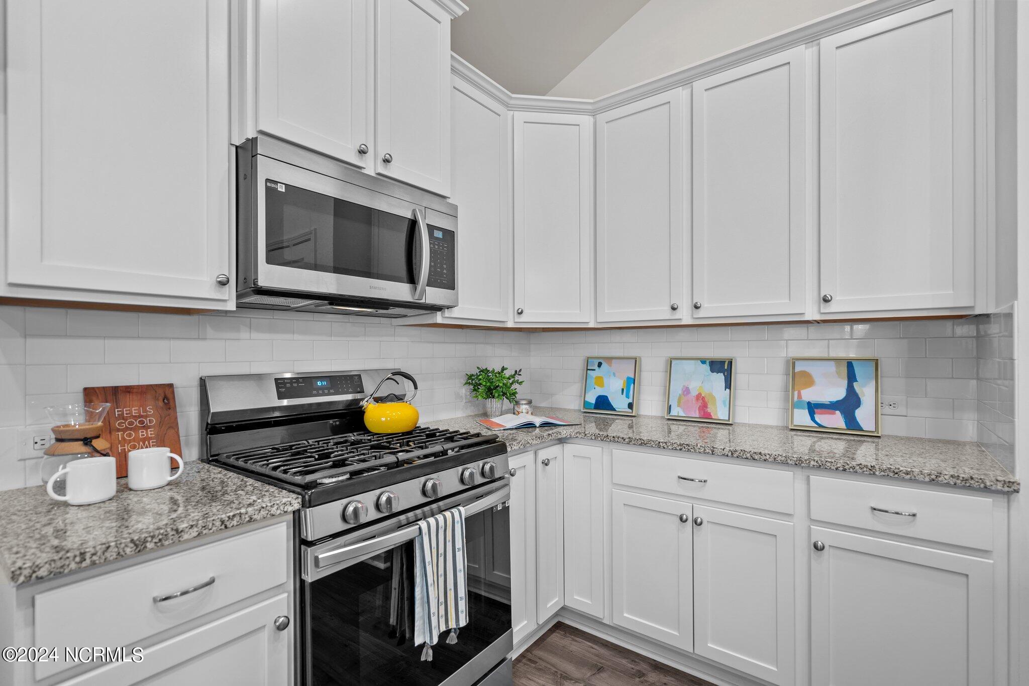 214 Autumn Breeze Lane NE