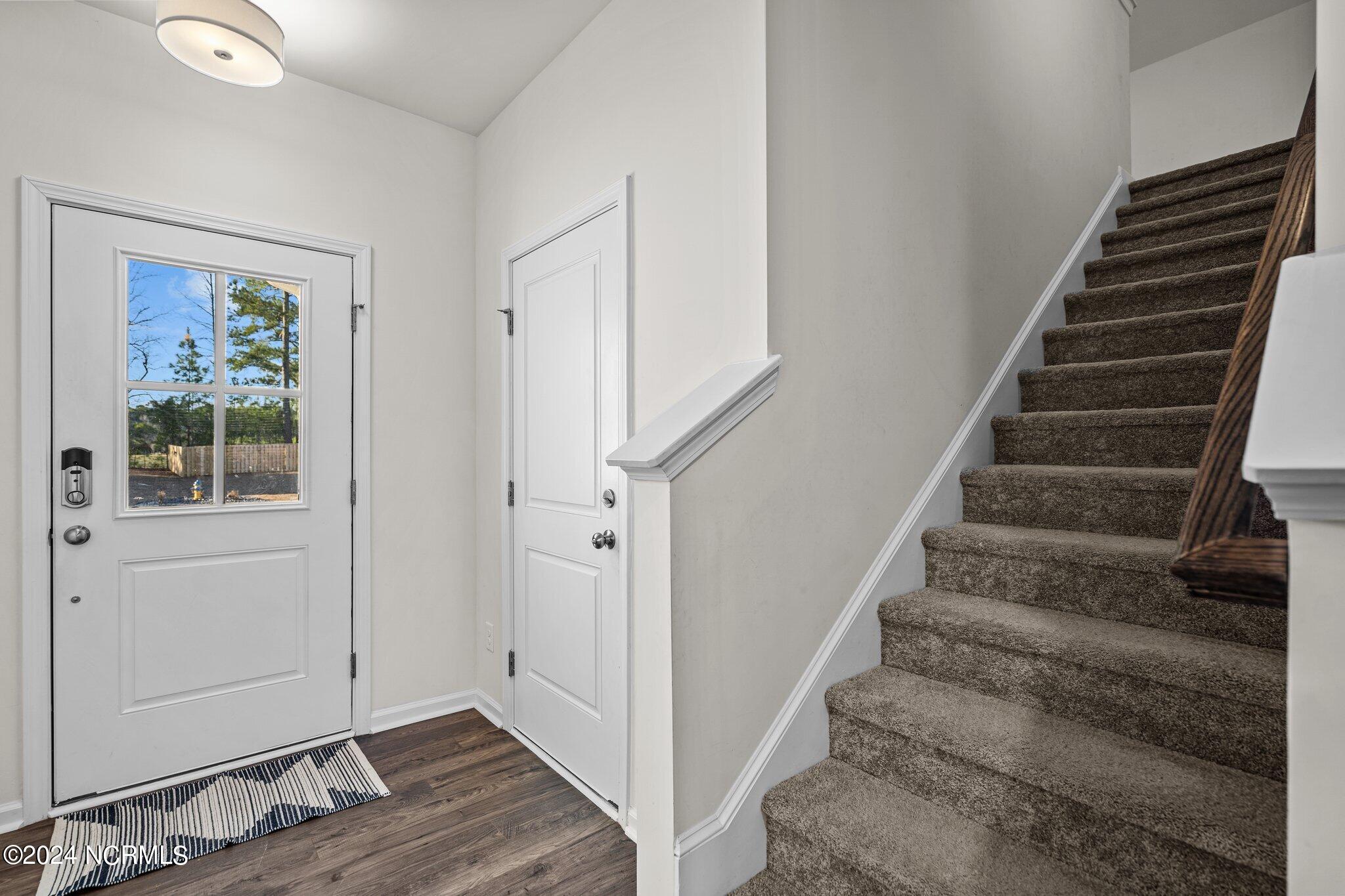 214 Autumn Breeze Lane NE