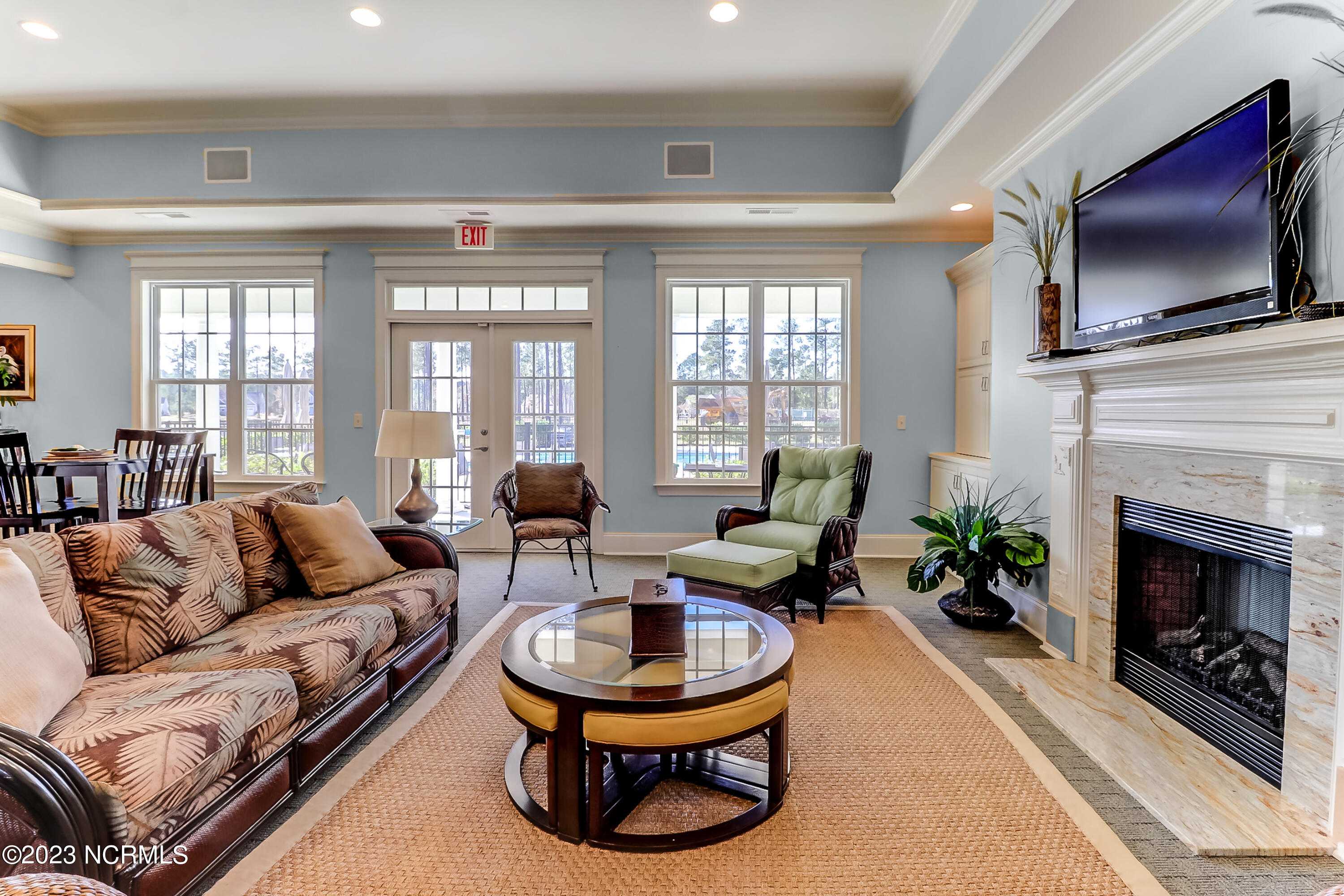 214 Autumn Breeze Lane NE