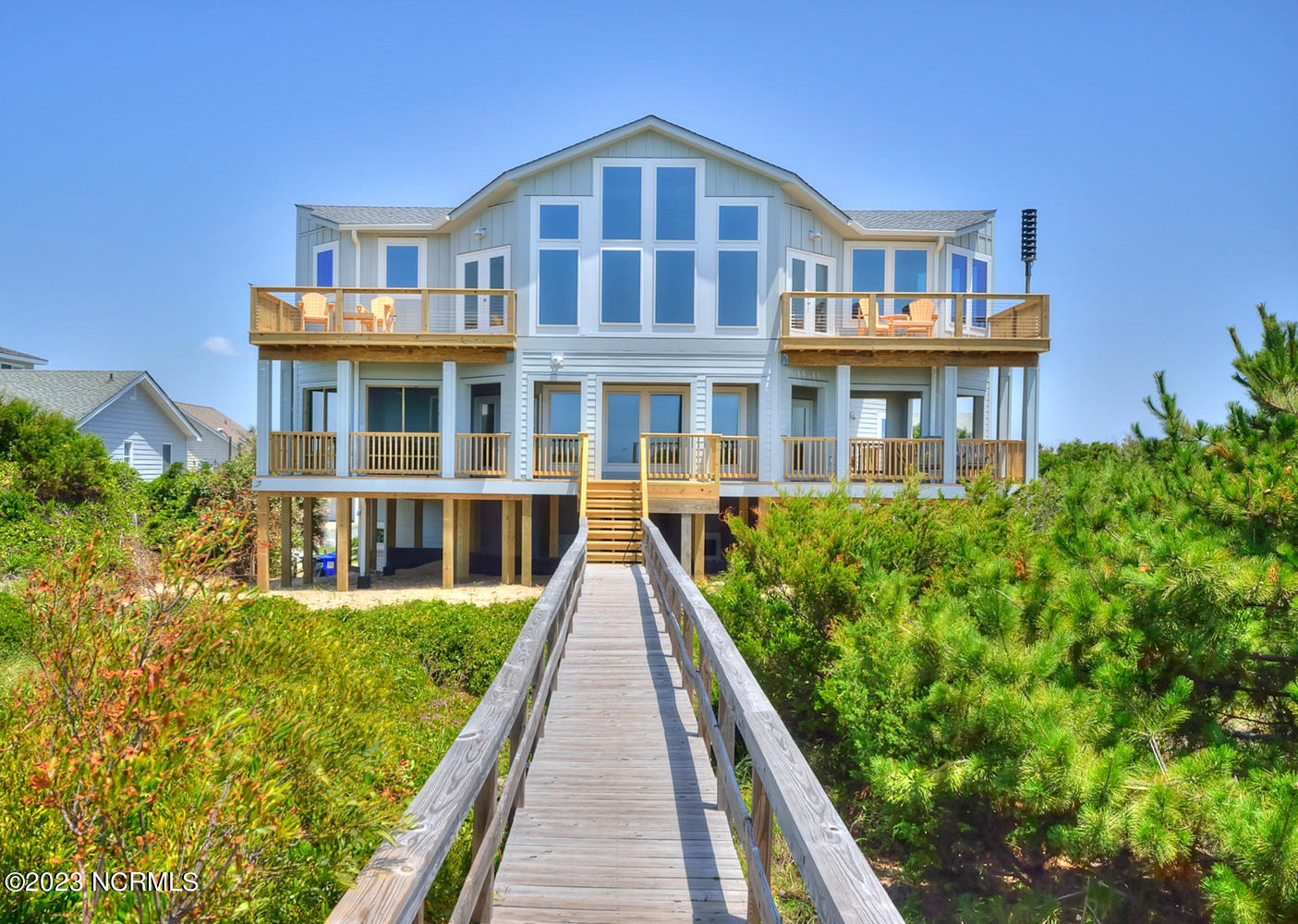 105 Caswell Beach Road