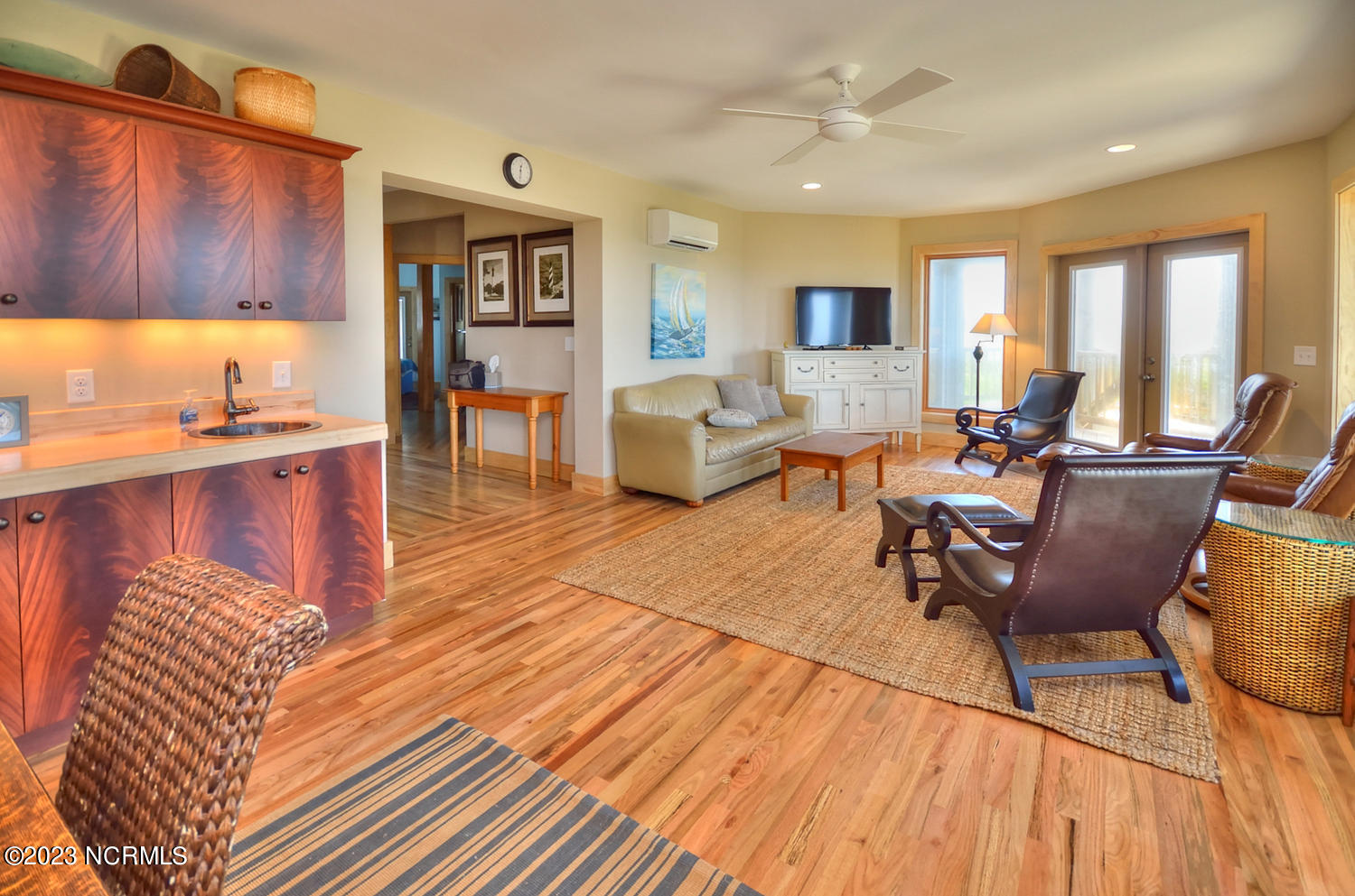 105 Caswell Beach Road