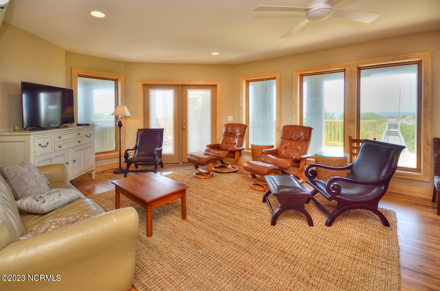 105 Caswell Beach Road