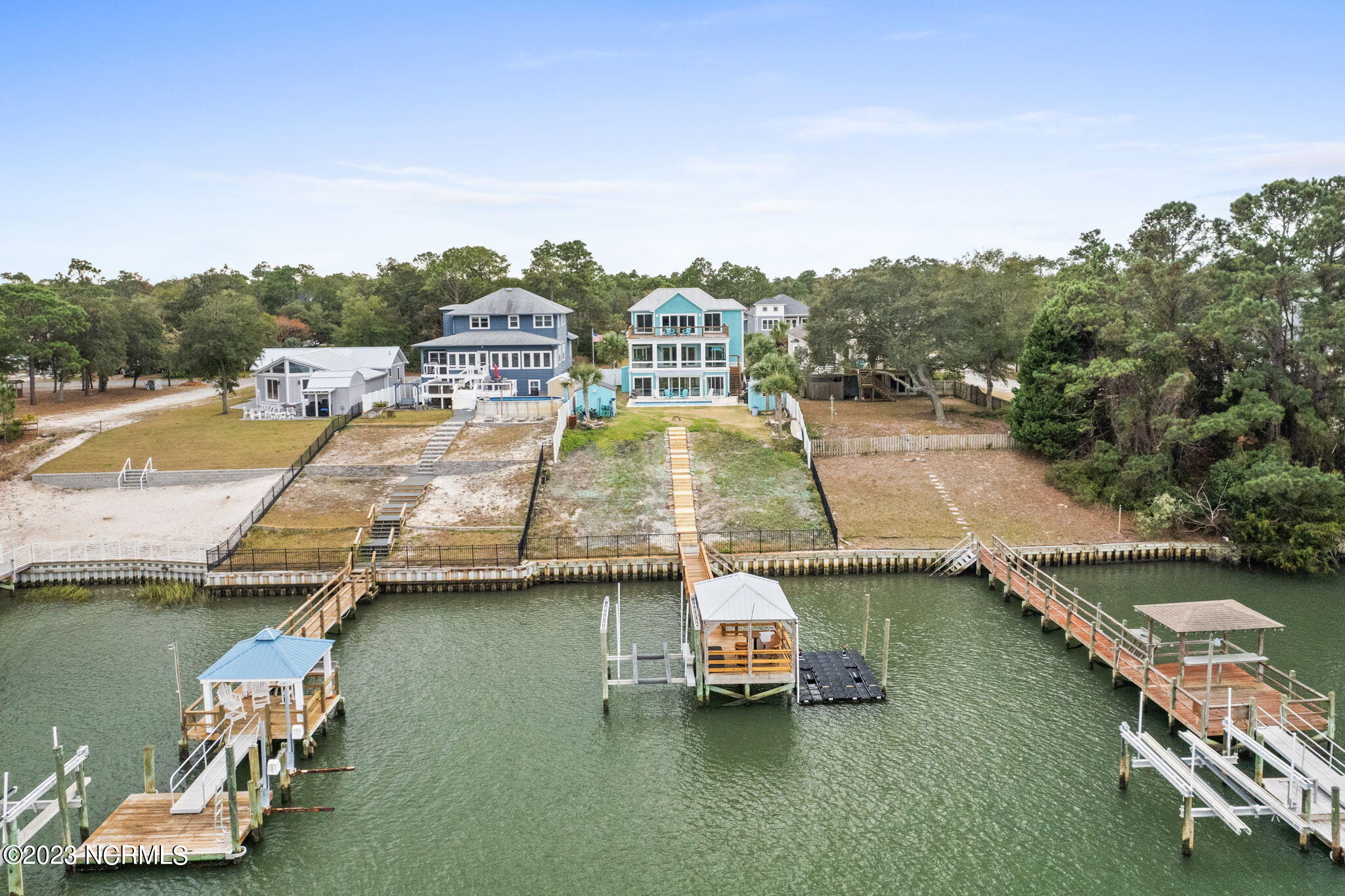 406 W Yacht Drive