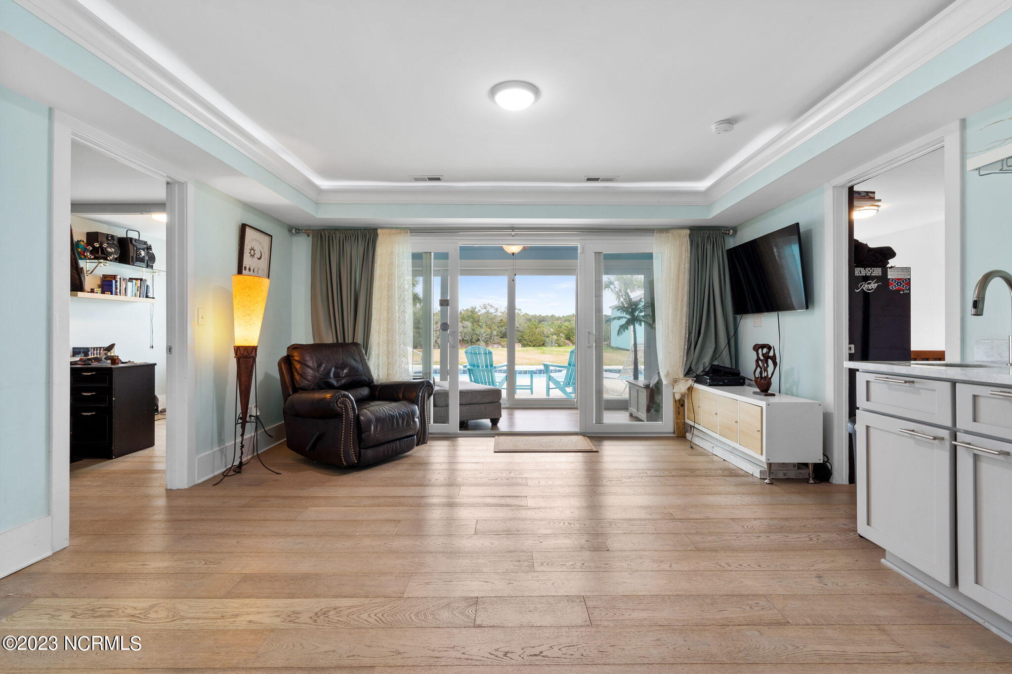 406 W Yacht Drive