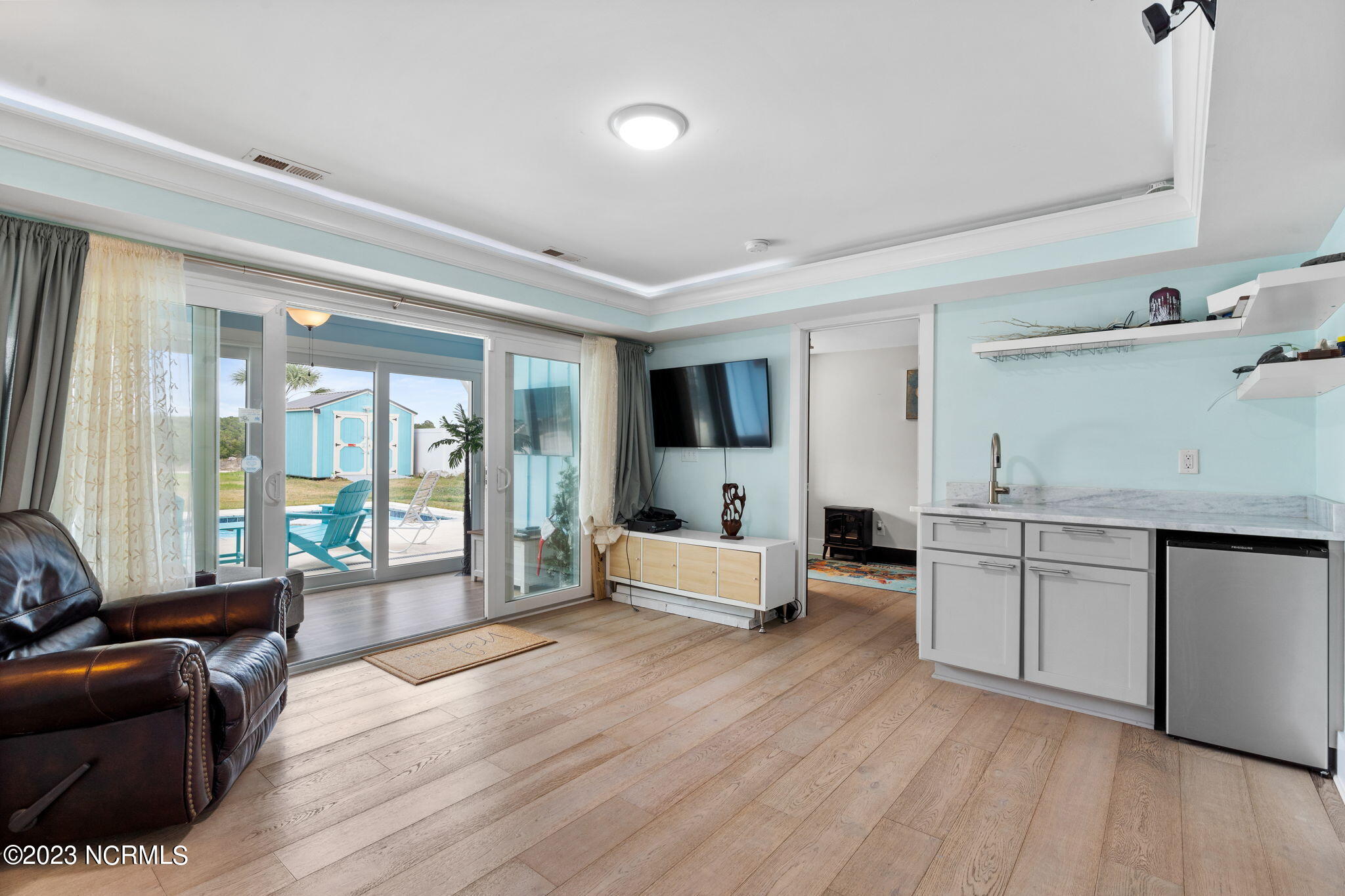 406 W Yacht Drive