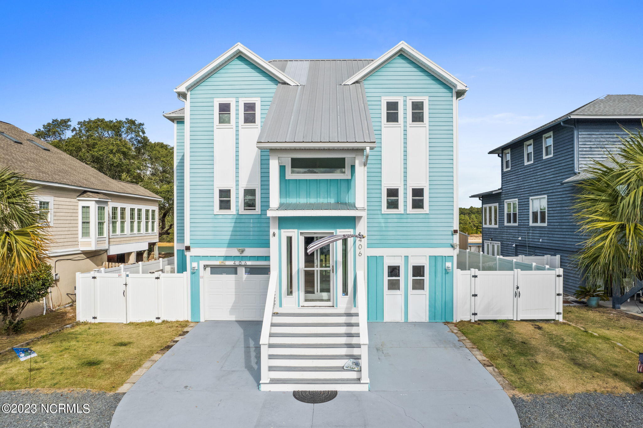 406 W Yacht Drive