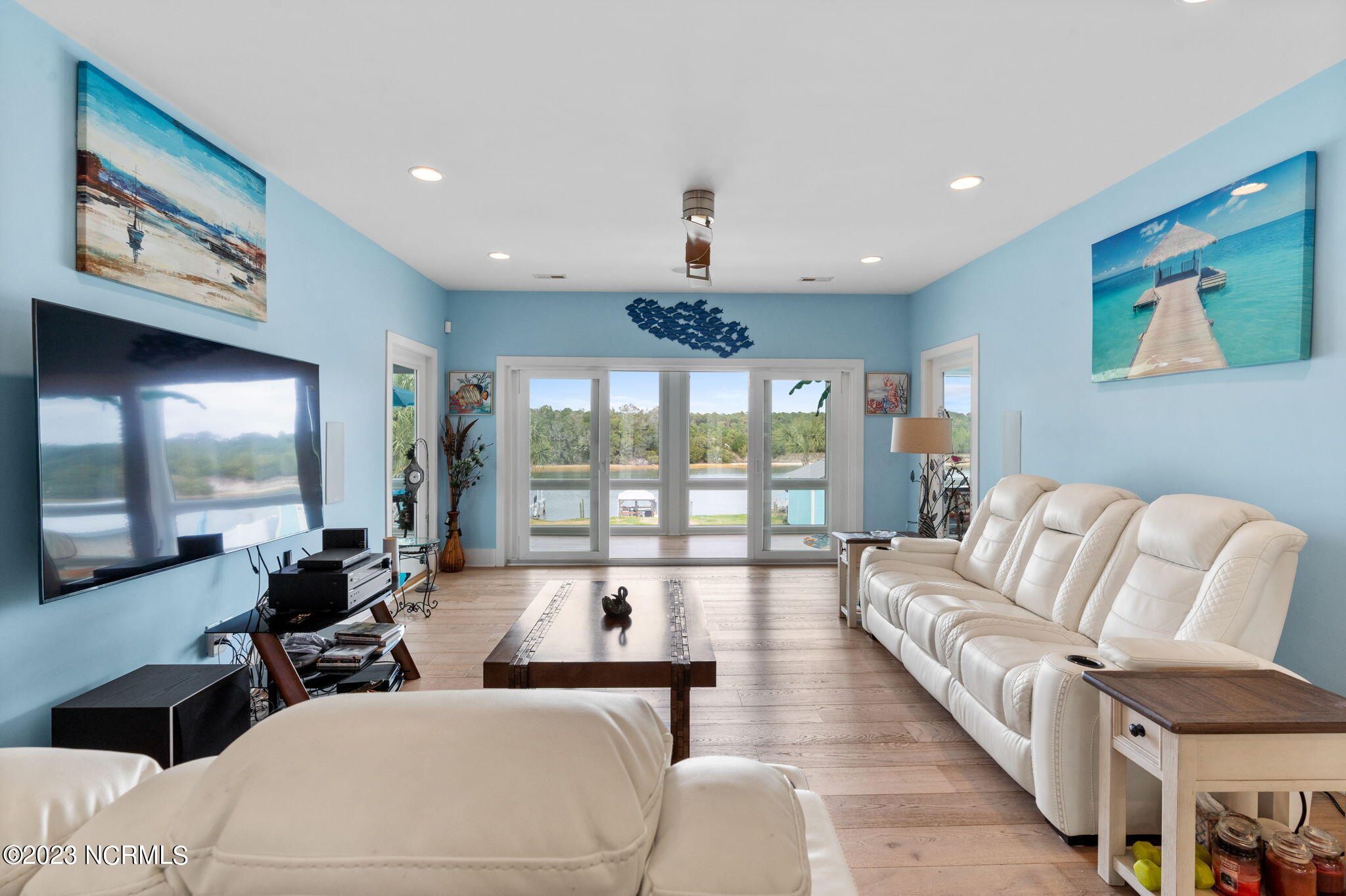 406 W Yacht Drive