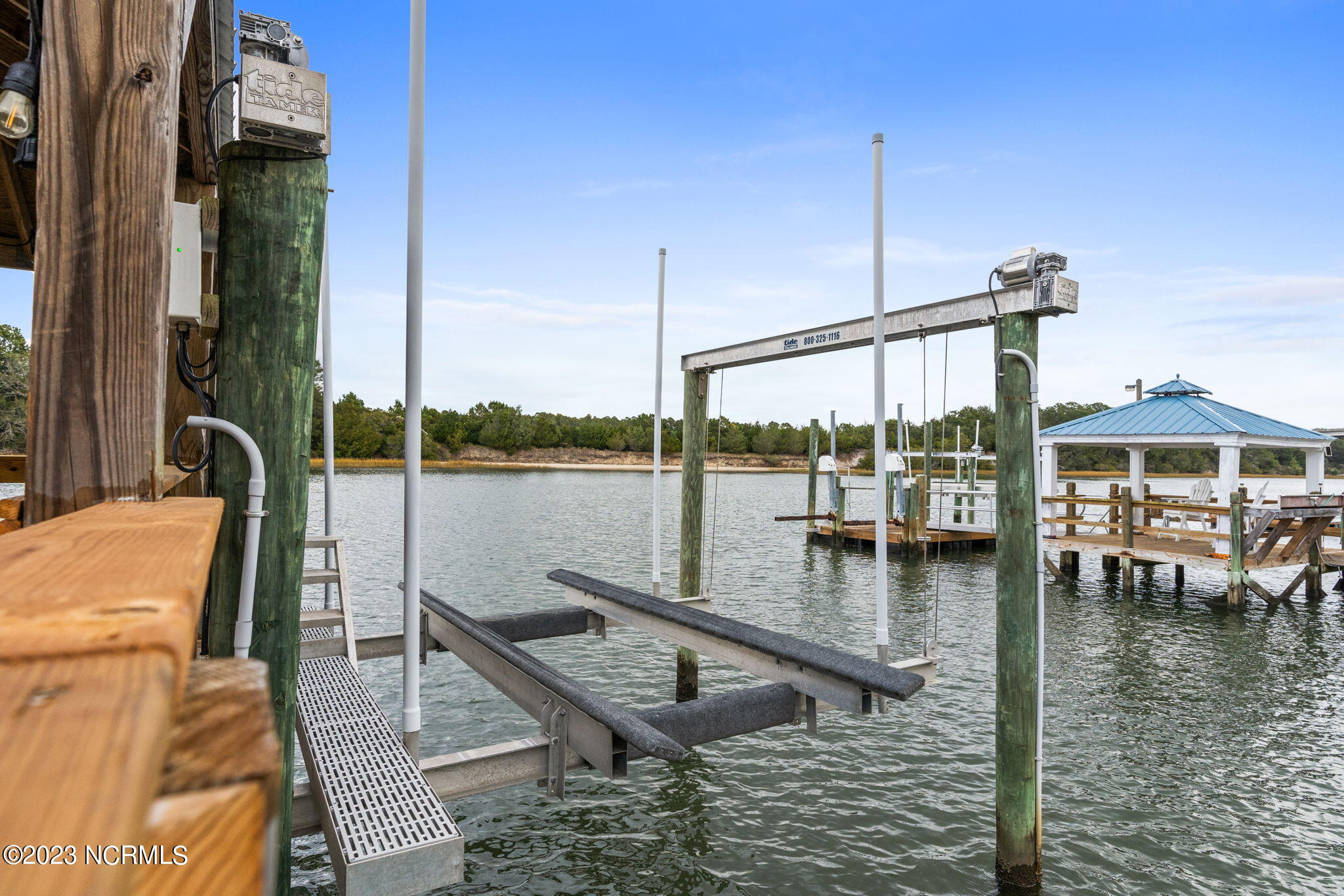 406 W Yacht Drive