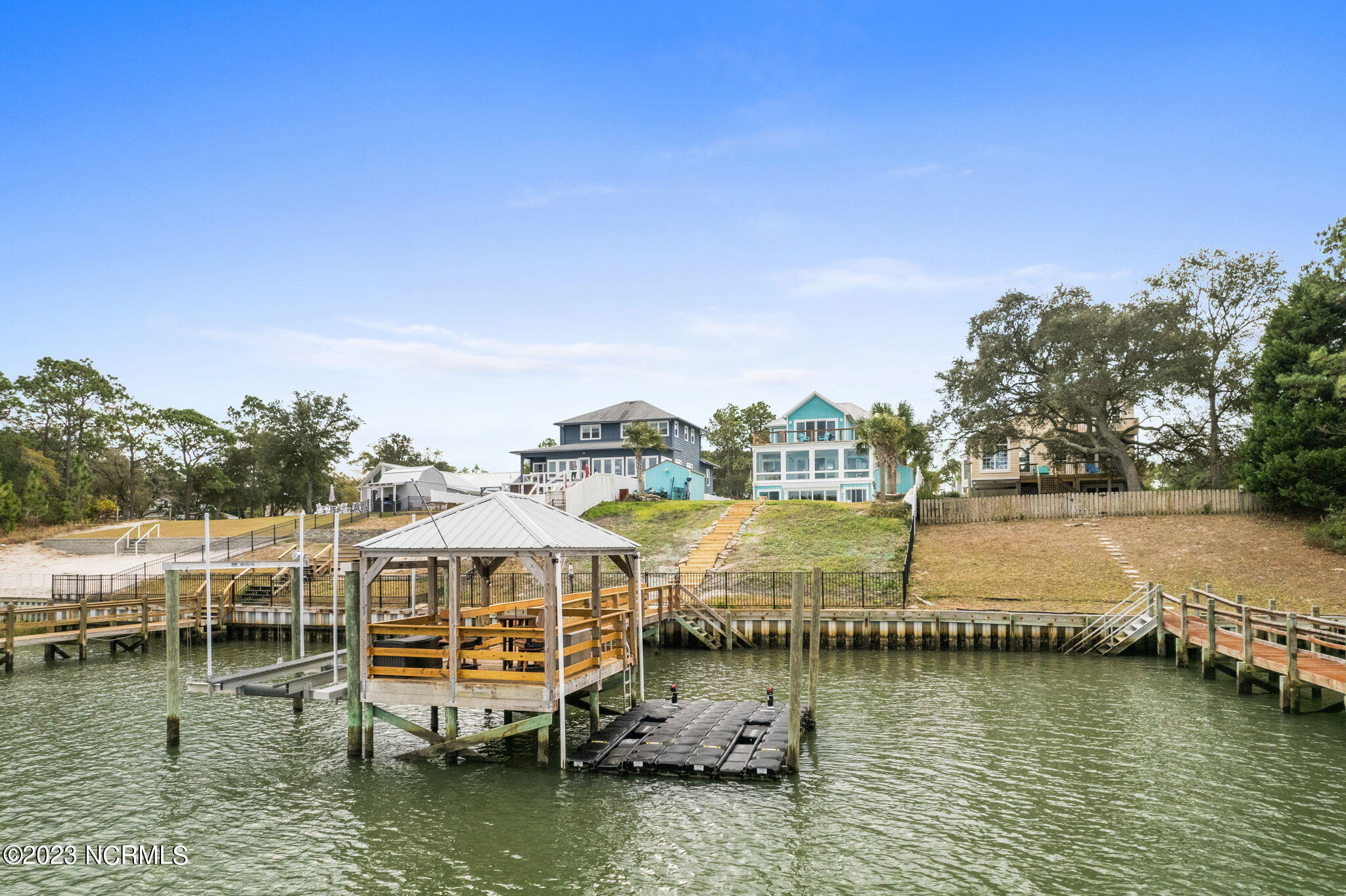 406 W Yacht Drive