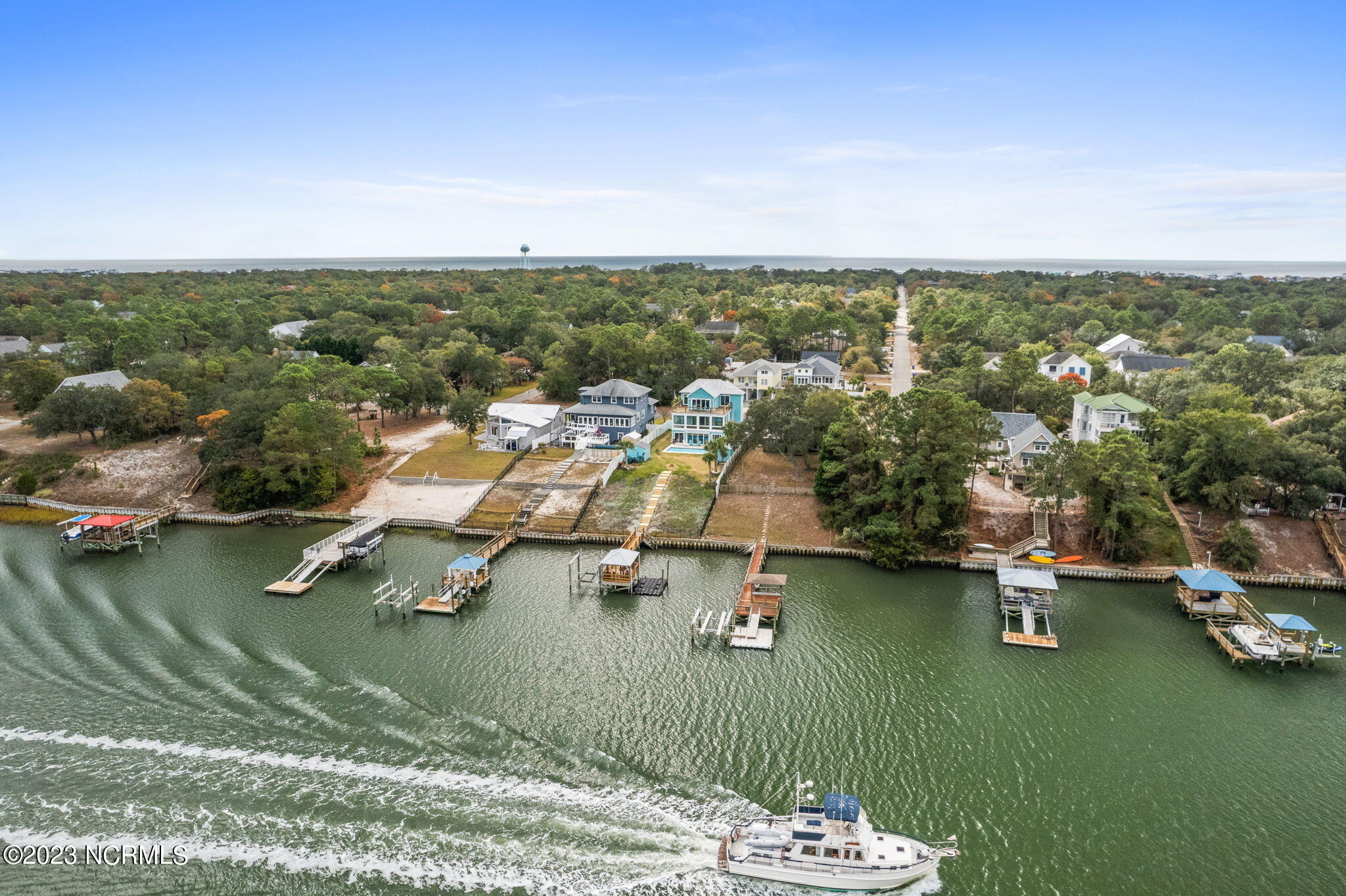 406 W Yacht Drive