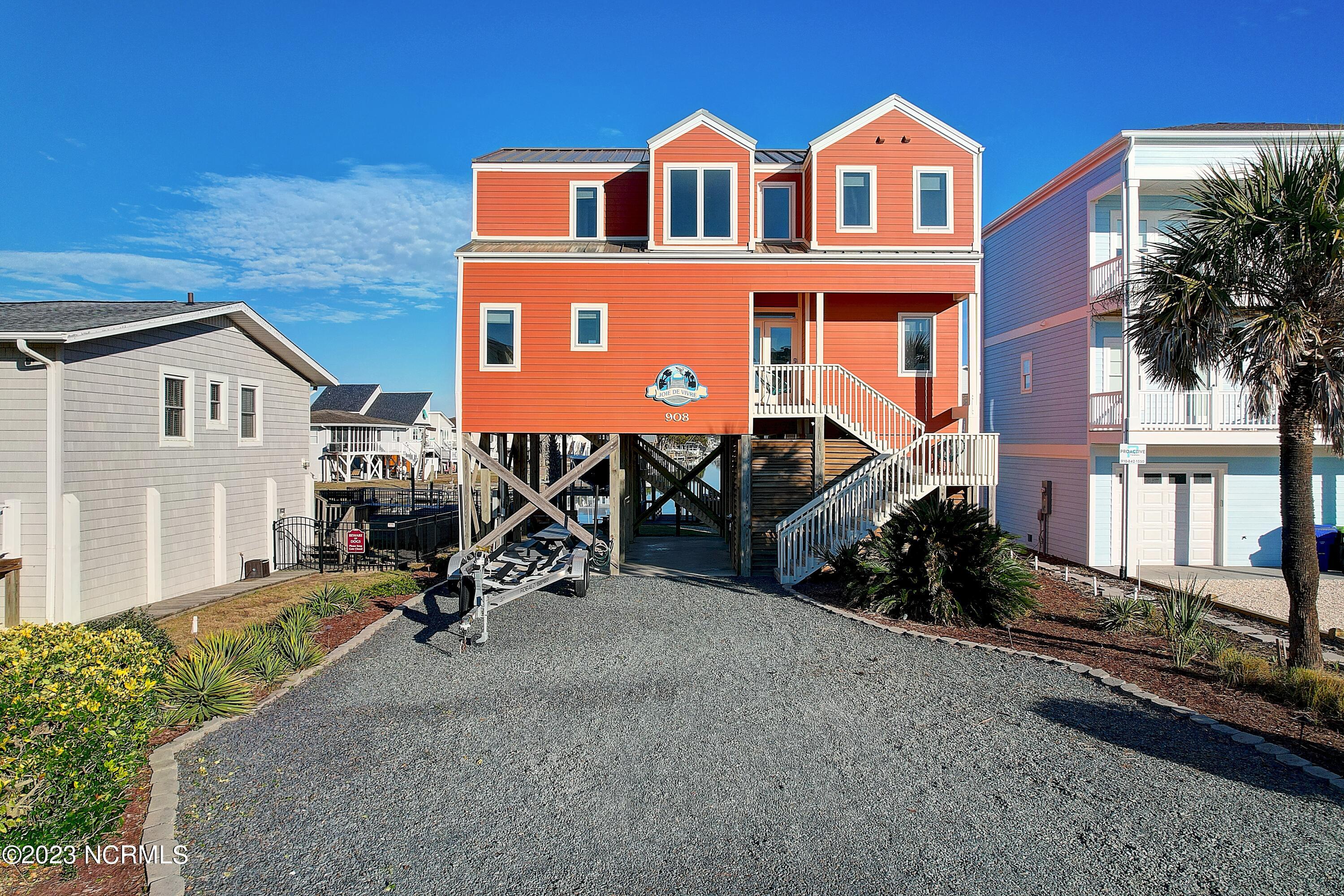 908 Ocean Boulevard W