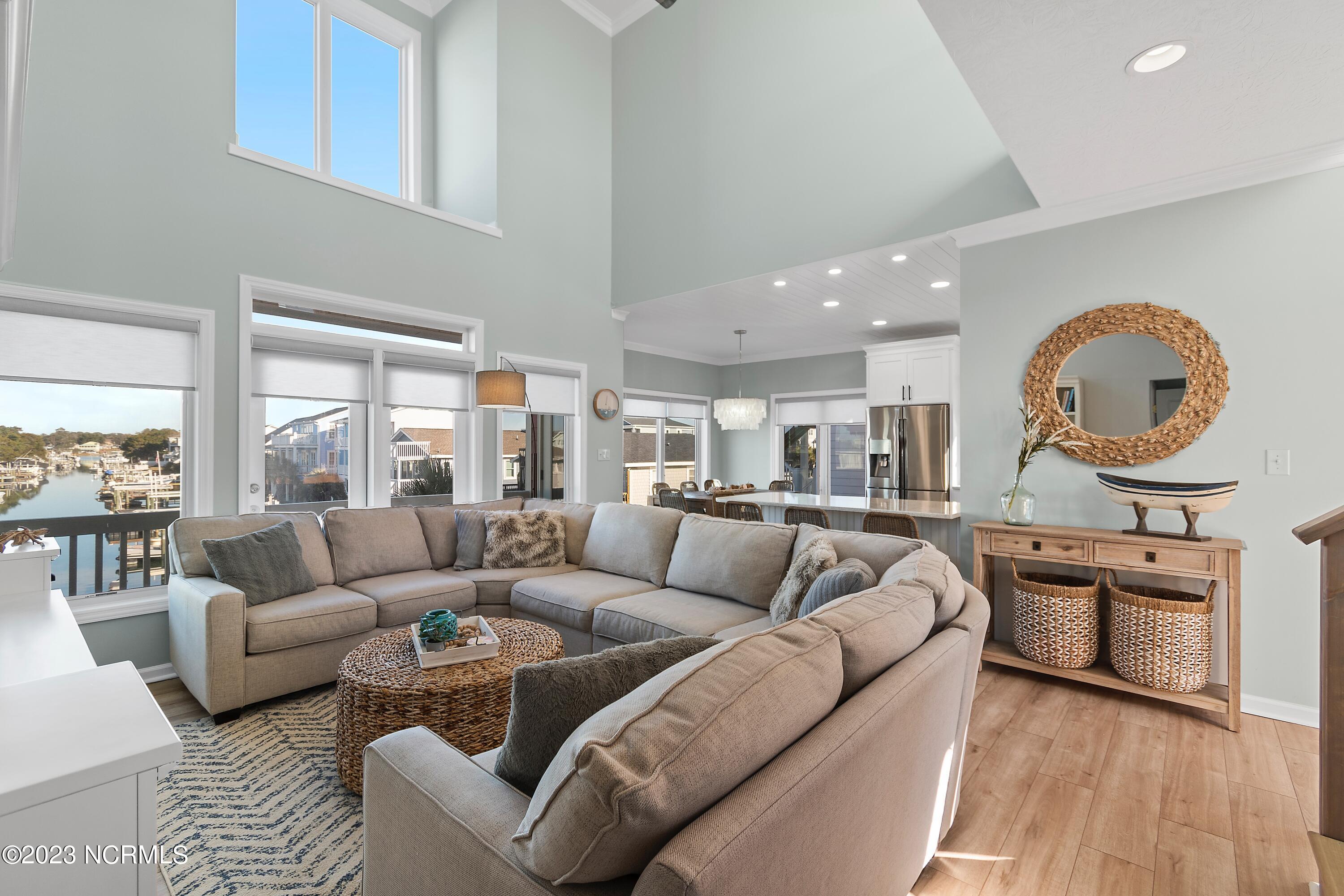 908 Ocean Boulevard W