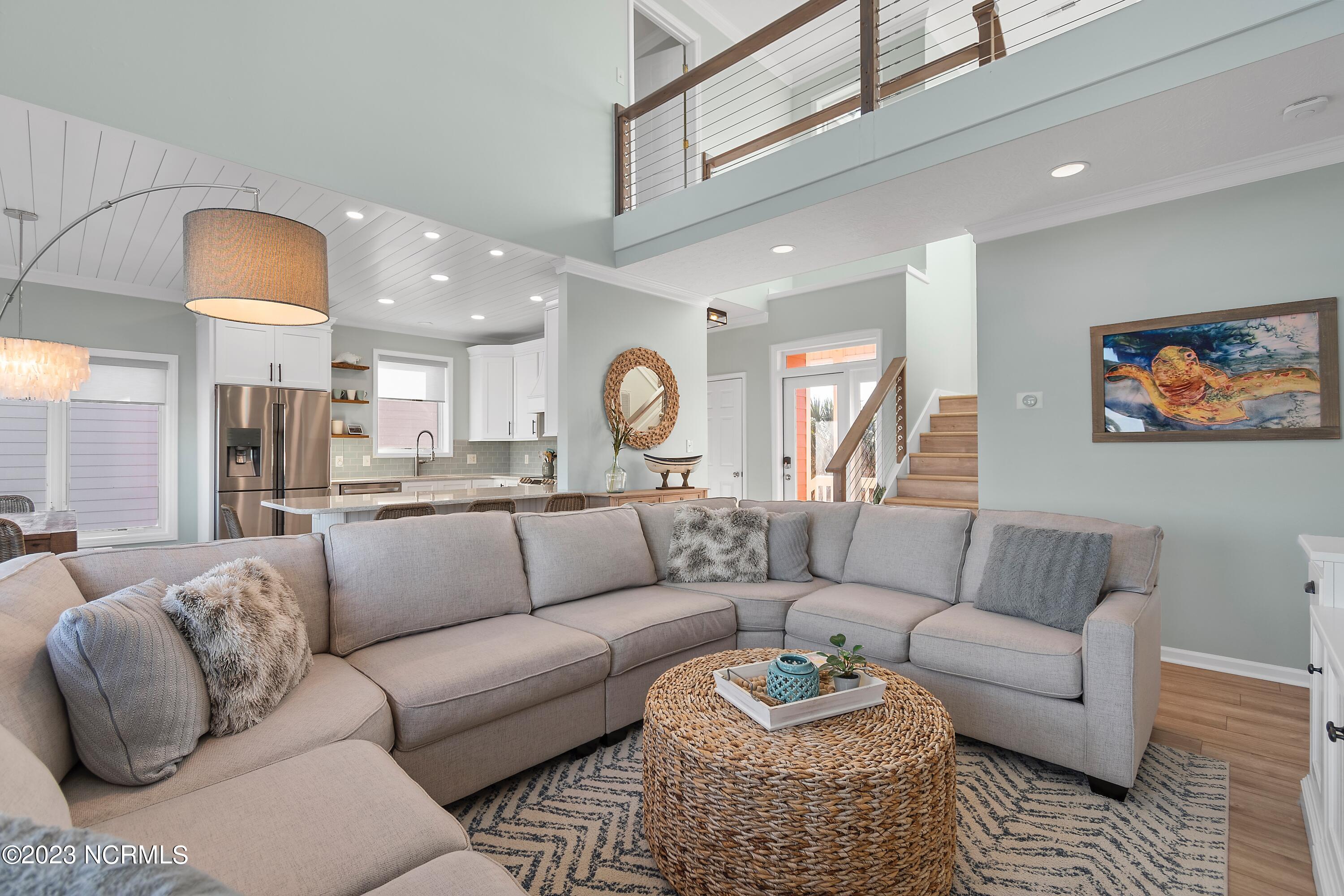 908 Ocean Boulevard W