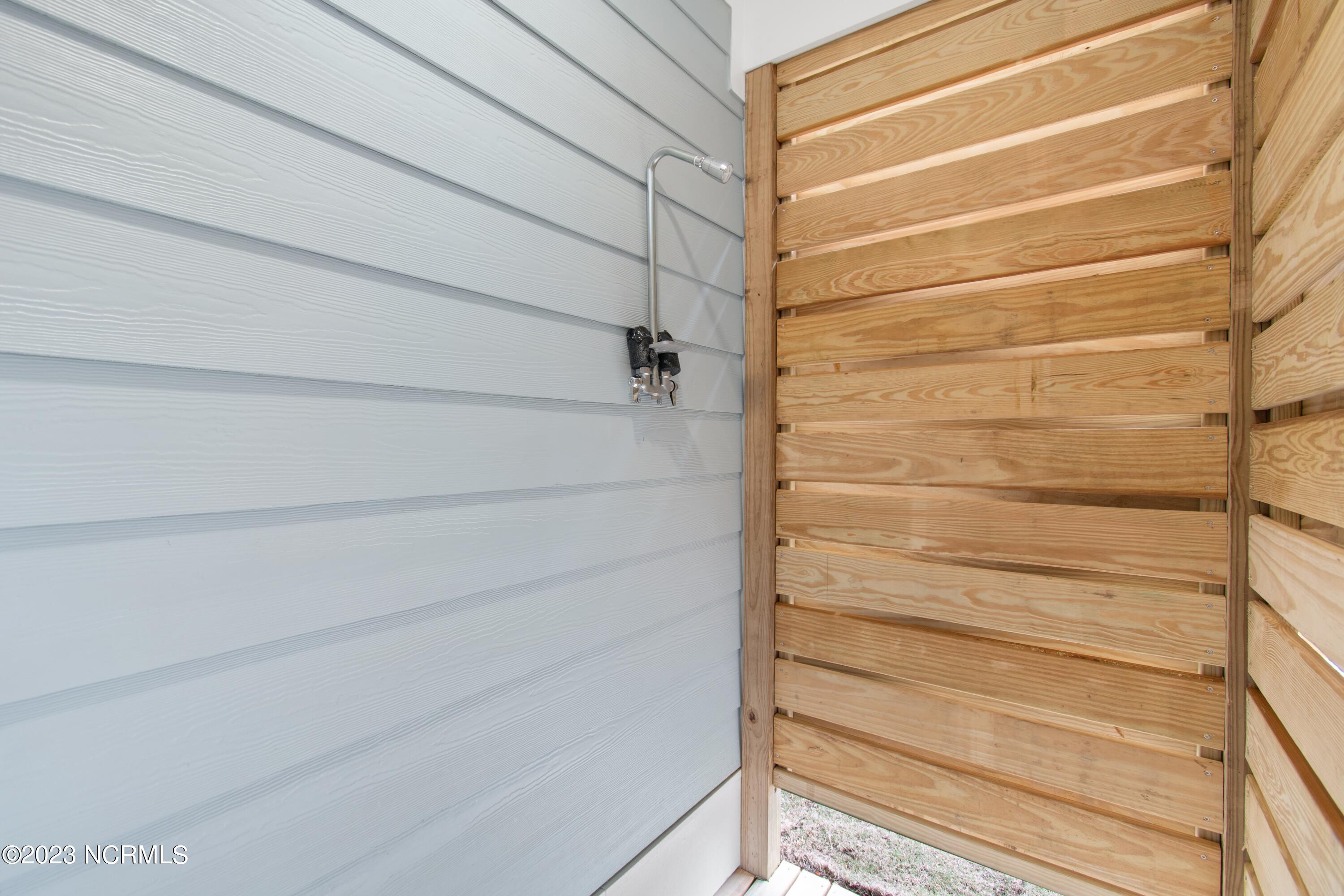 4003 E Pelican Drive