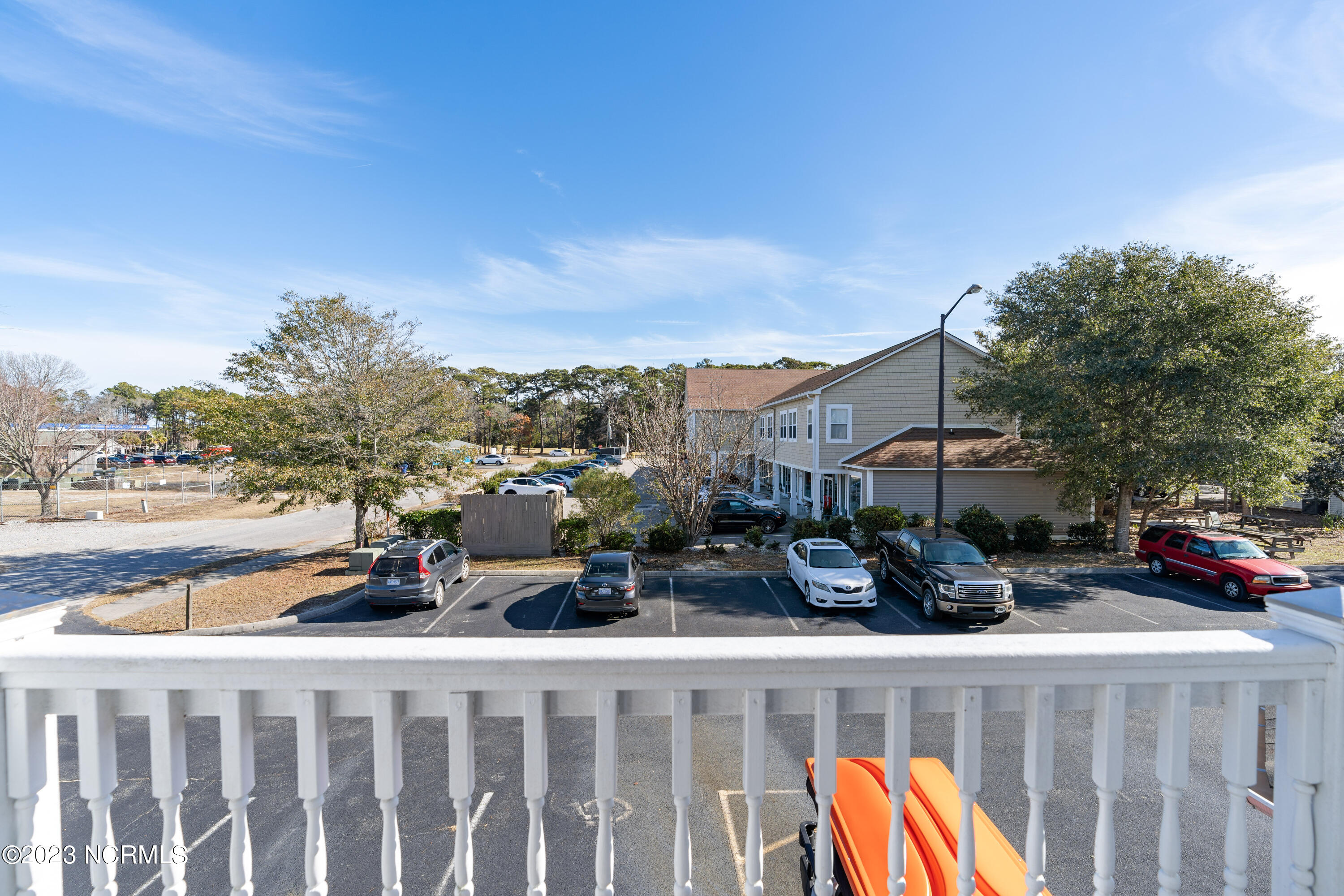 414 Mcglamery Street, 16