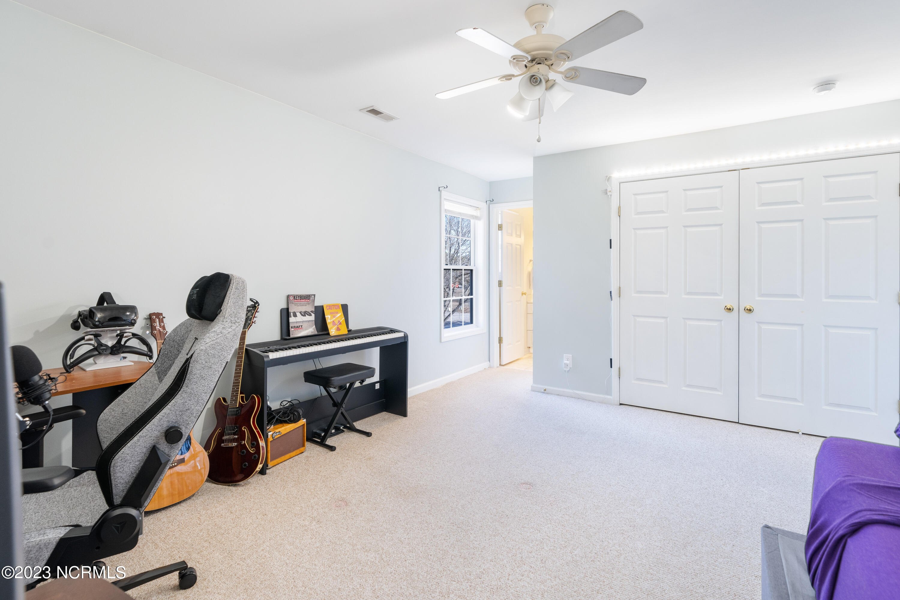 414 Mcglamery Street, 16