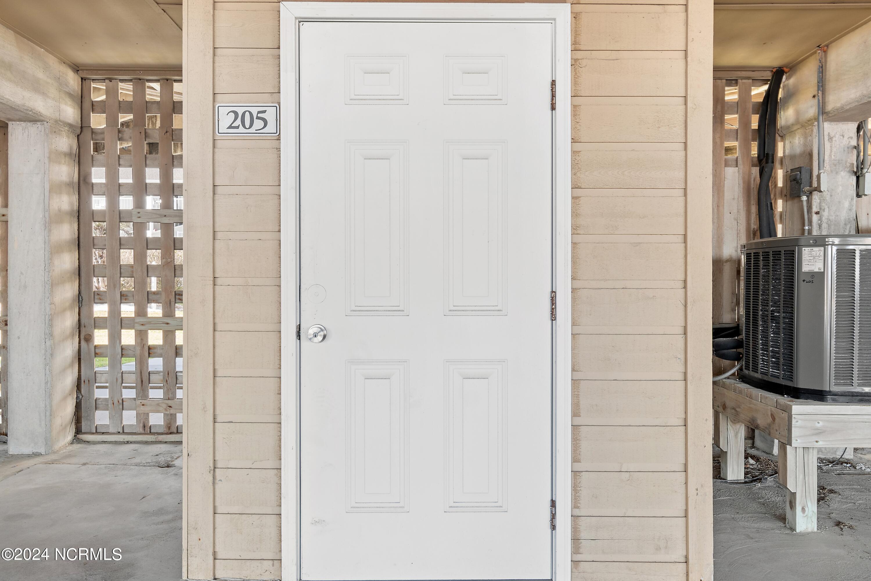 122 SE 58th Street Apt 205