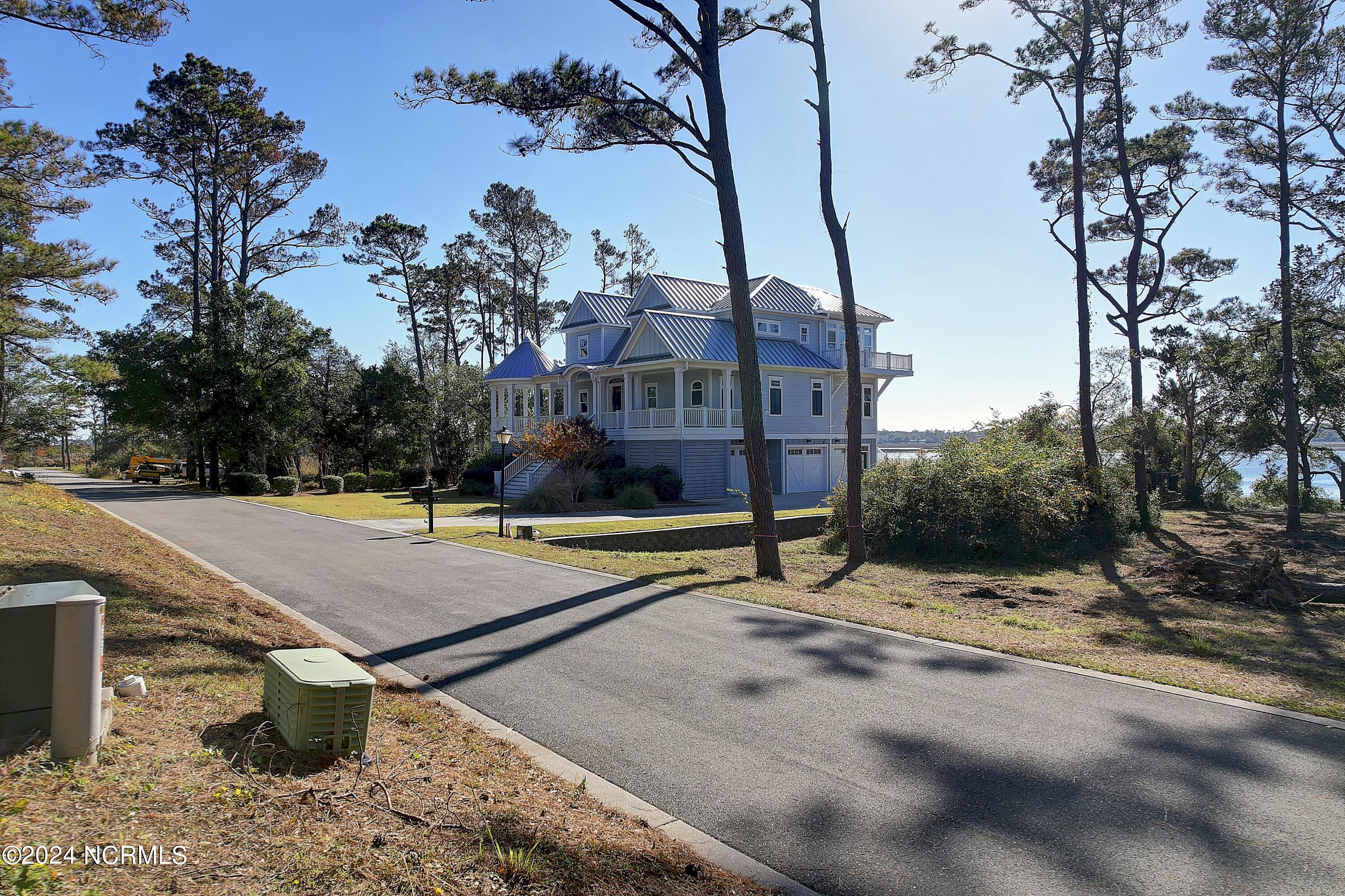 4014 15 Barnes Bluff Drive SE