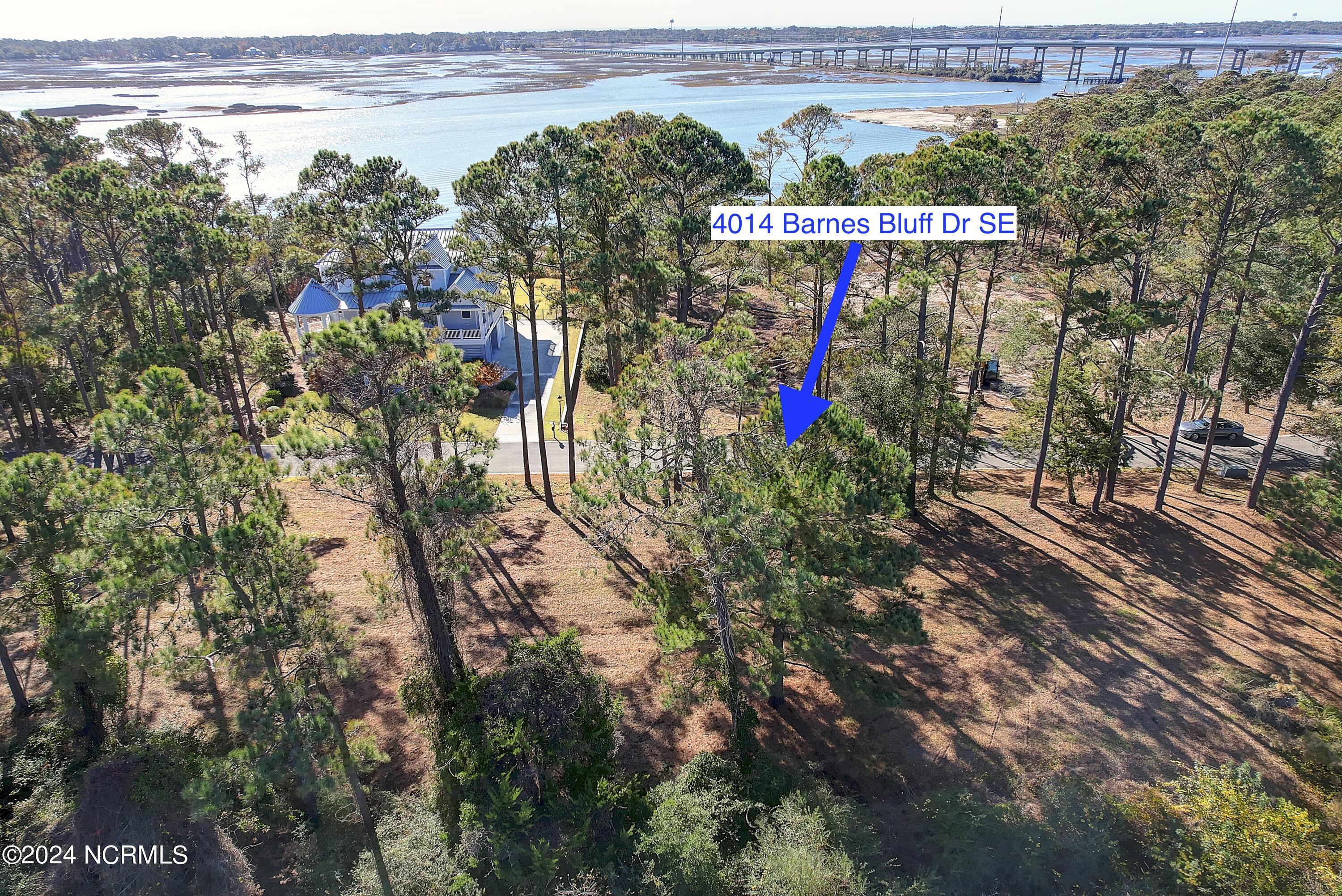 4014 15 Barnes Bluff Drive SE