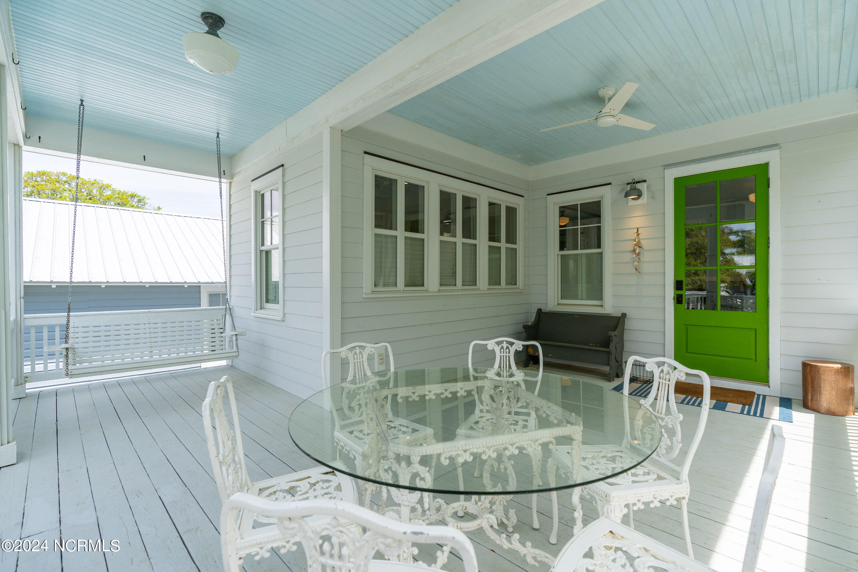 614 Clarendon Avenue