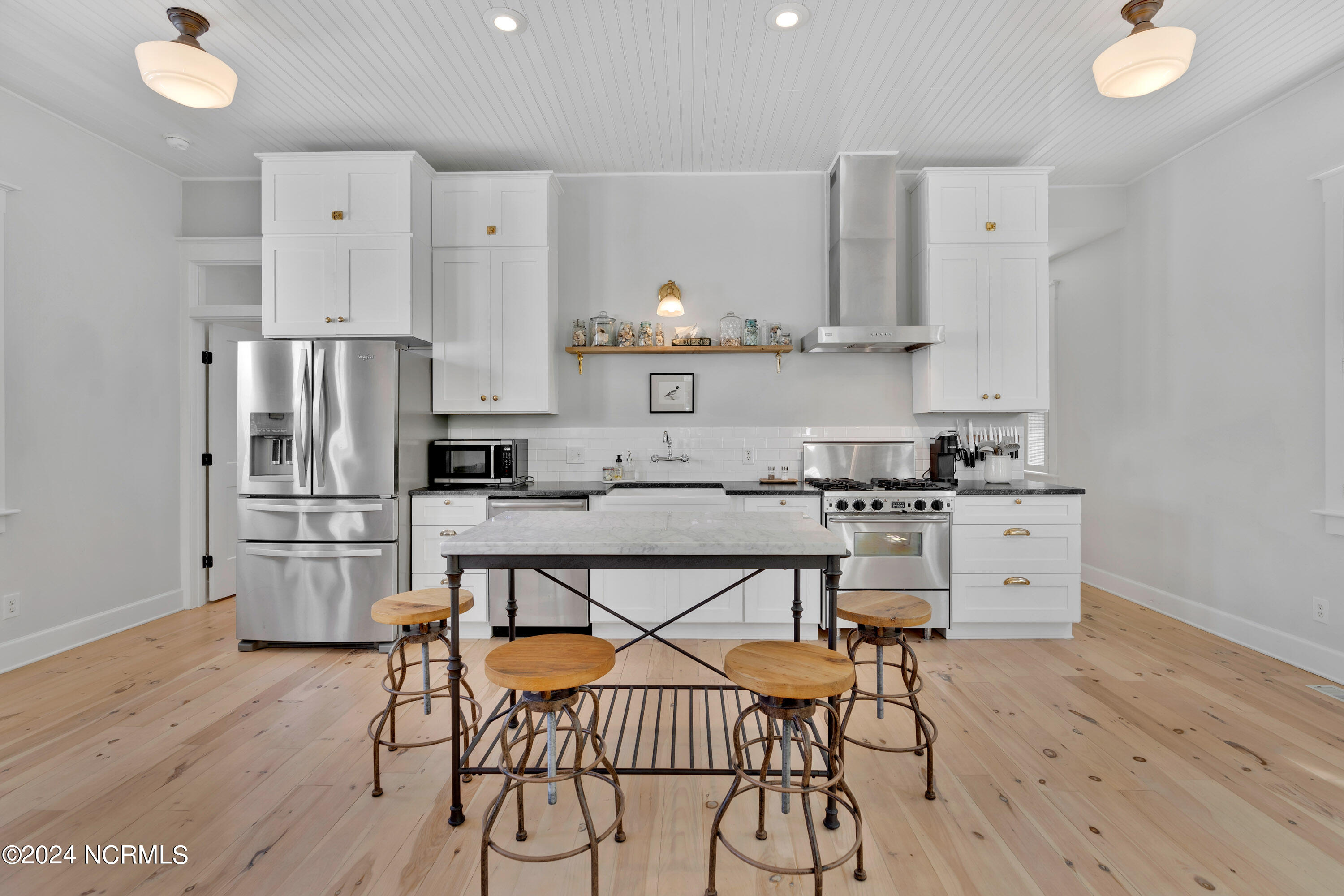 614 Clarendon Avenue