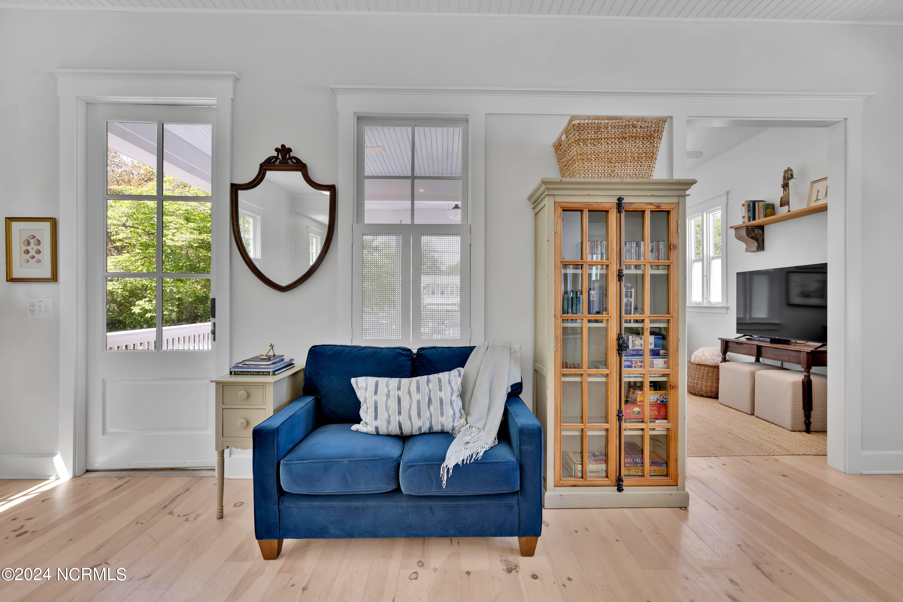 614 Clarendon Avenue