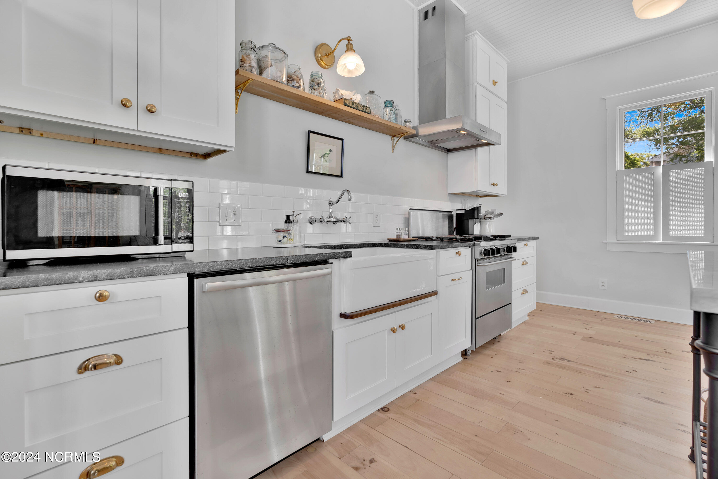 614 Clarendon Avenue