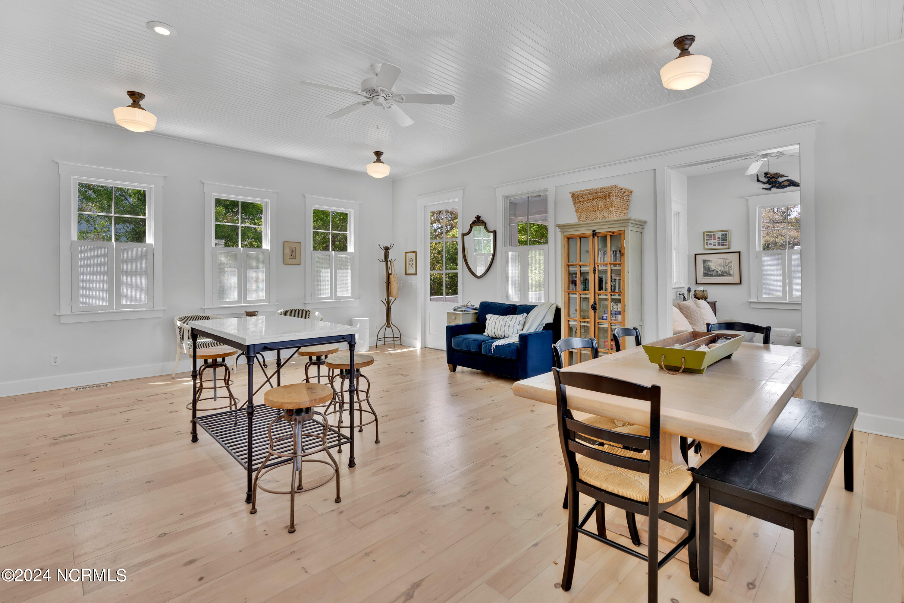 614 Clarendon Avenue